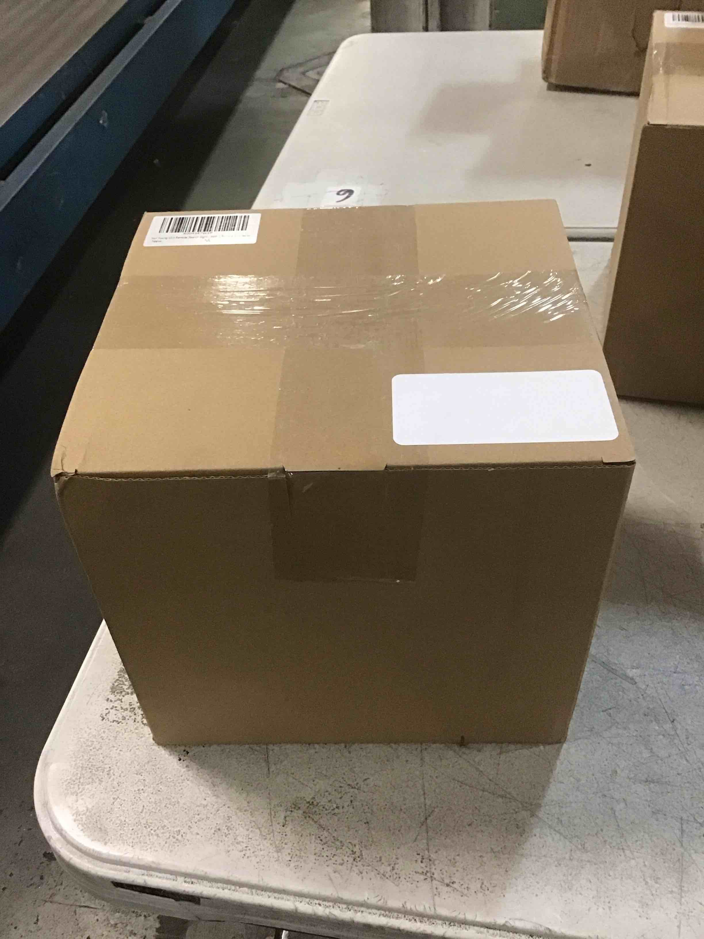 https://s3.amazonaws.com/lotting-images-prod/bidfta/TEA0448803_1729895404331.jpeg