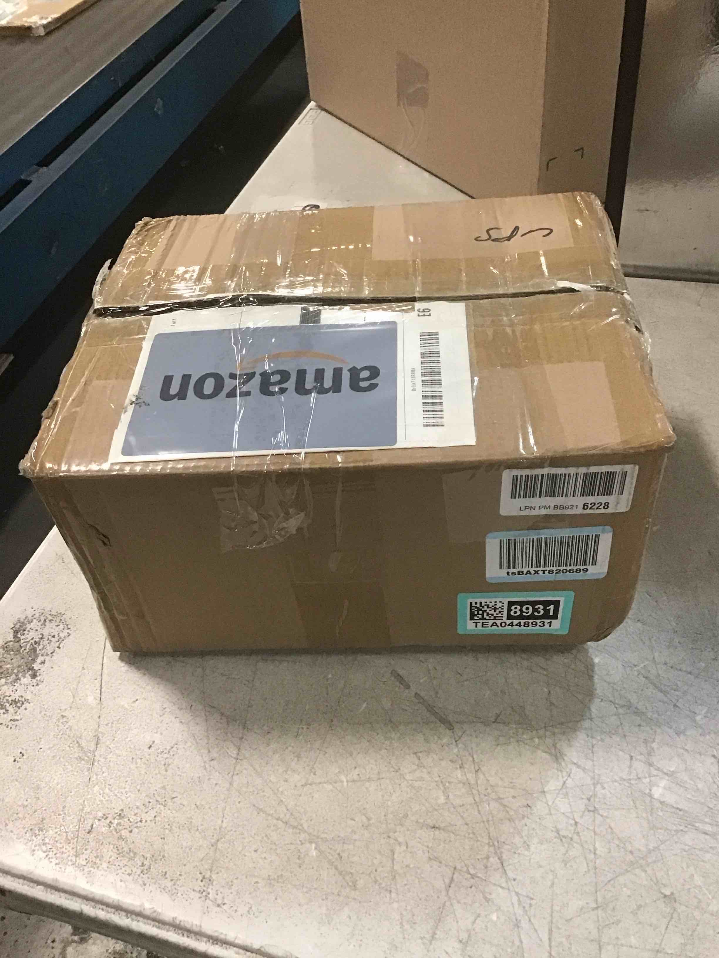 https://s3.amazonaws.com/lotting-images-prod/bidfta/TEA0448931_1729810173453.jpeg