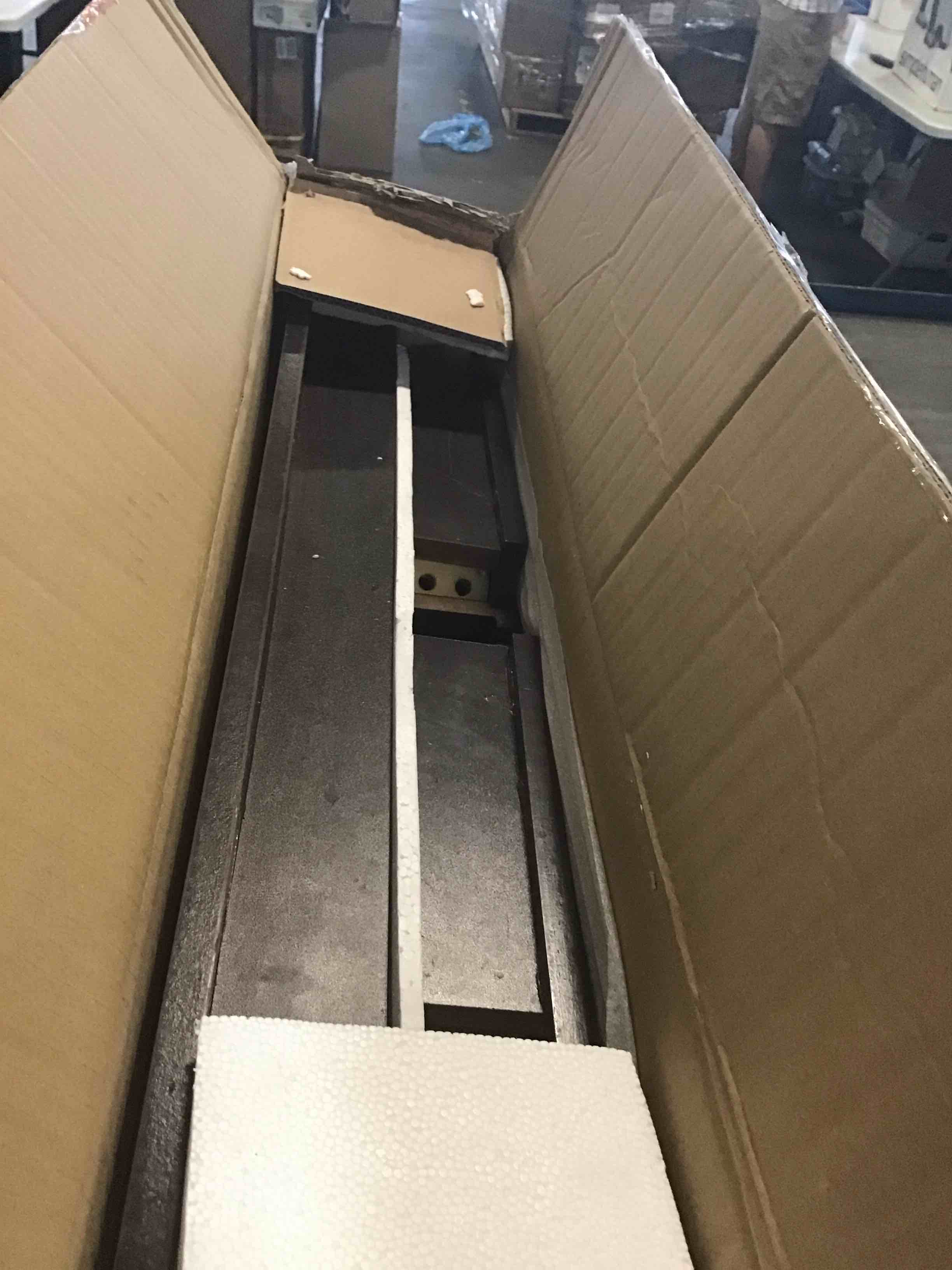 https://s3.amazonaws.com/lotting-images-prod/bidfta/TEA0448979_1729803832939.jpeg