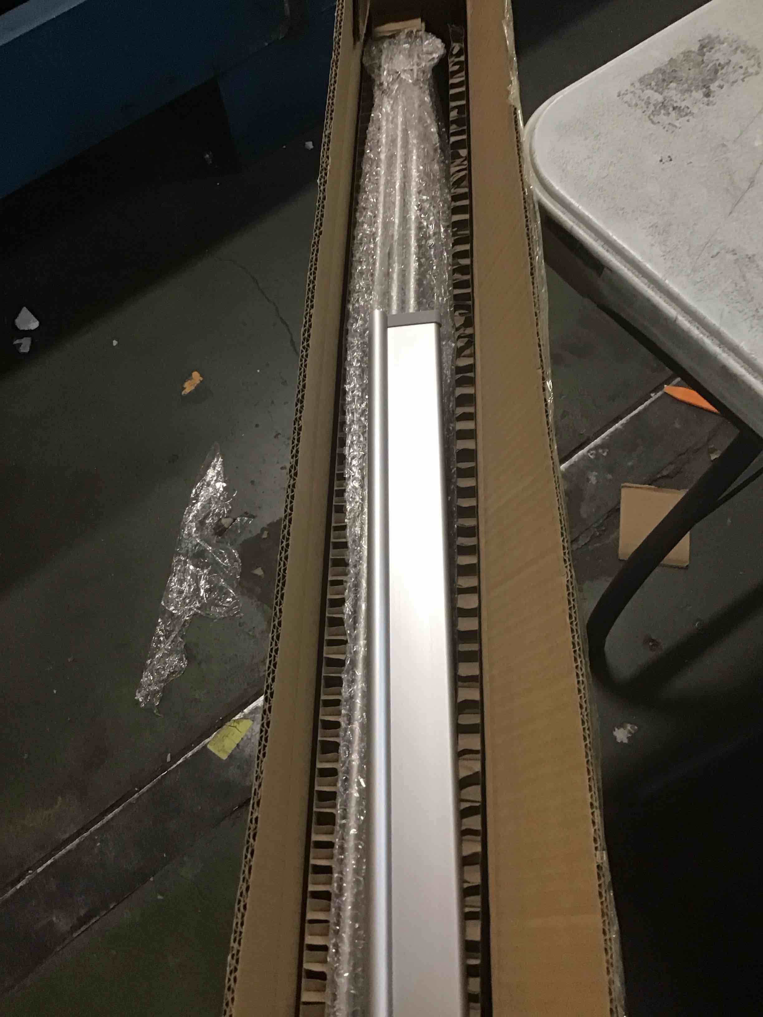https://s3.amazonaws.com/lotting-images-prod/bidfta/TEA0449008_1729742339282.jpeg