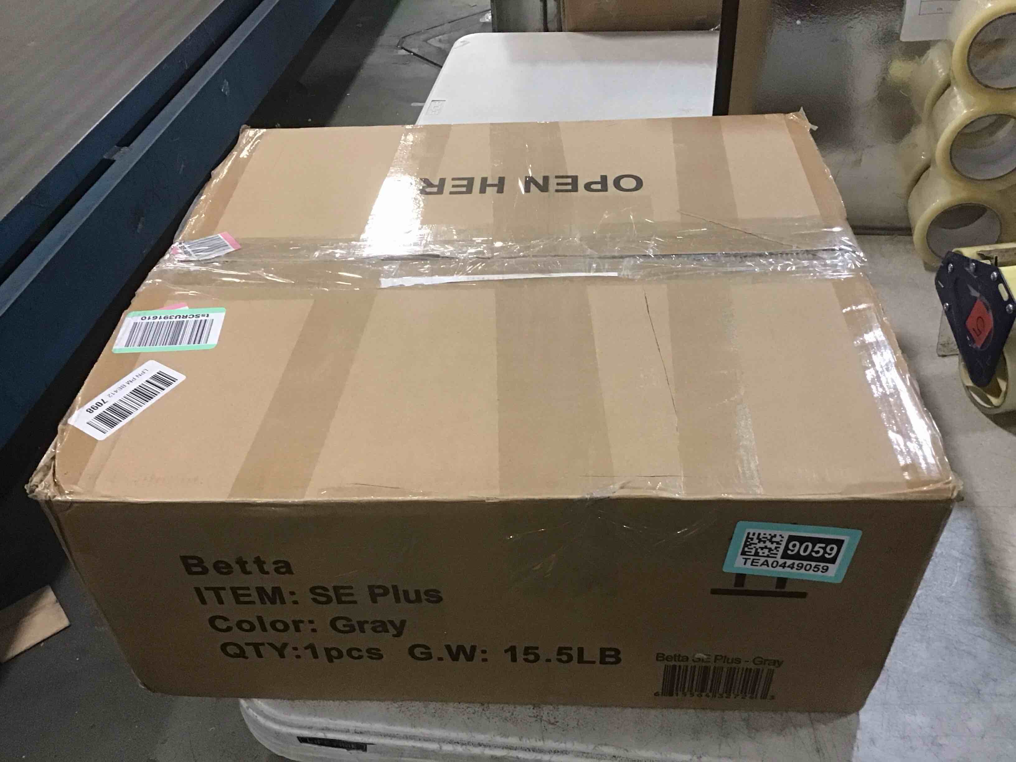https://s3.amazonaws.com/lotting-images-prod/bidfta/TEA0449059_1729731507594.jpeg