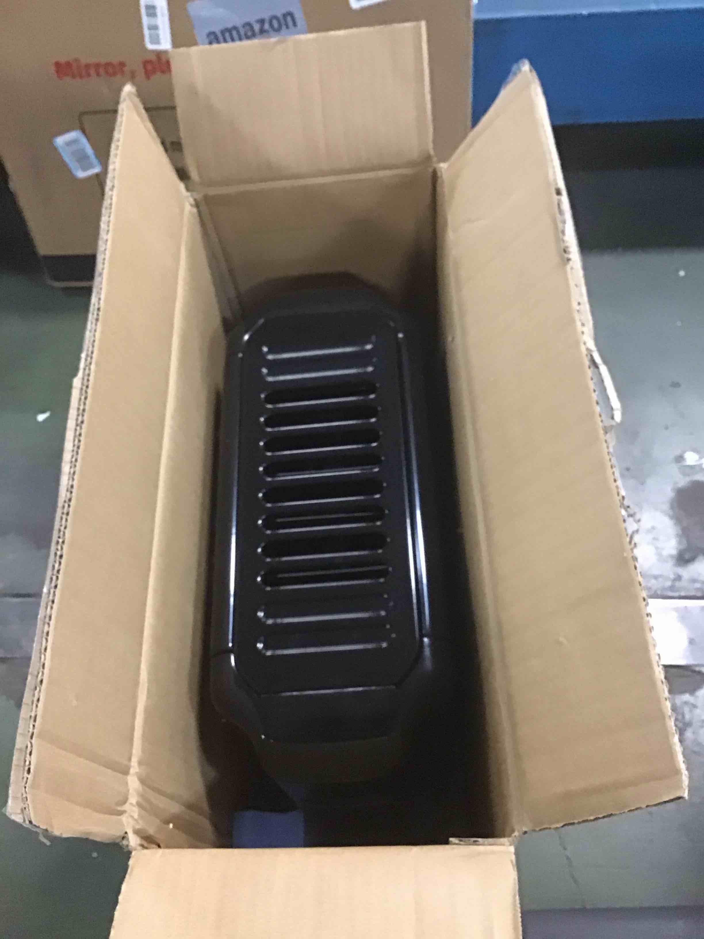 https://s3.amazonaws.com/lotting-images-prod/bidfta/TEA0449178_1729654719578.jpeg