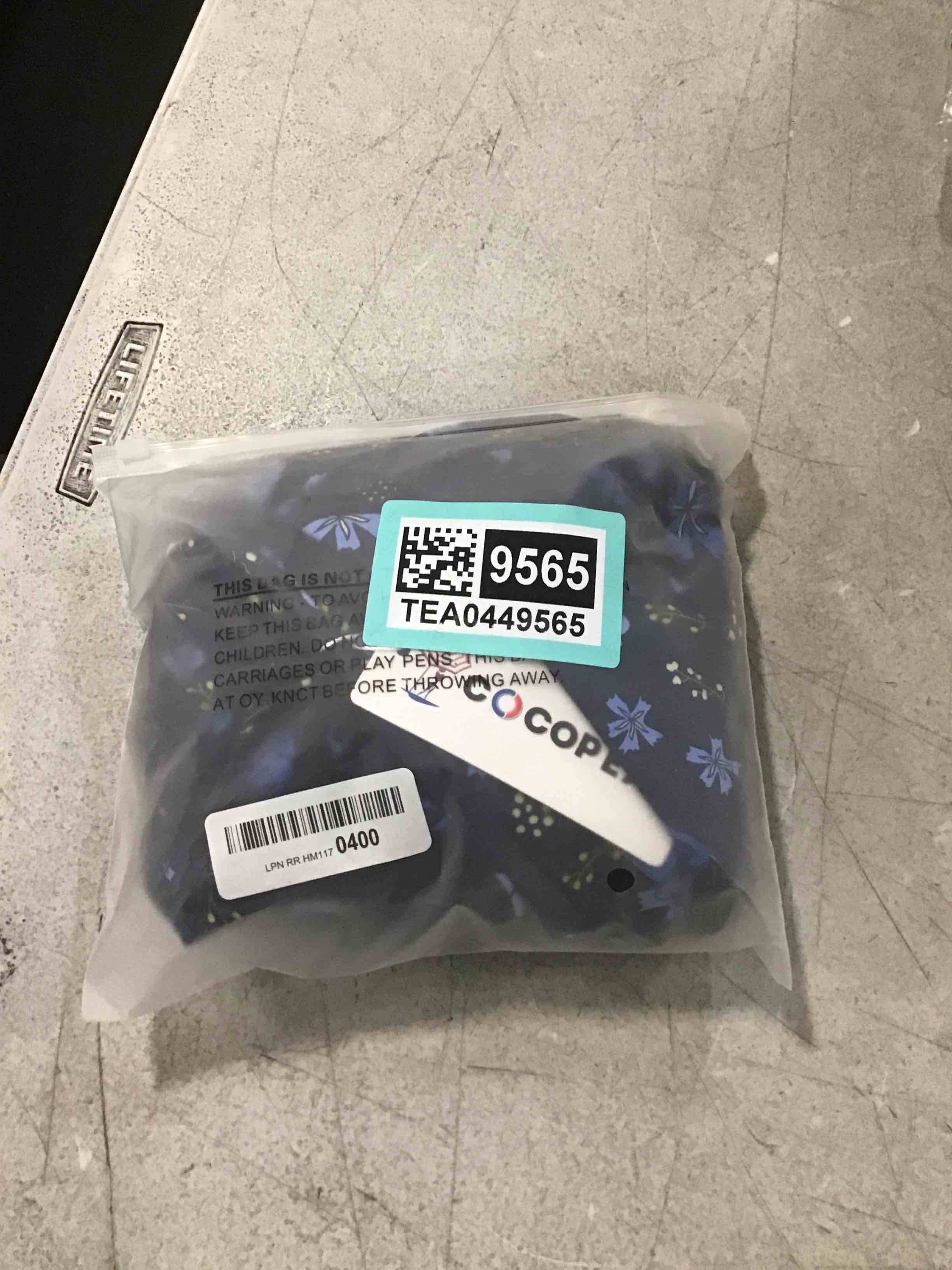 https://s3.amazonaws.com/lotting-images-prod/bidfta/TEA0449565_1729304988796.jpeg