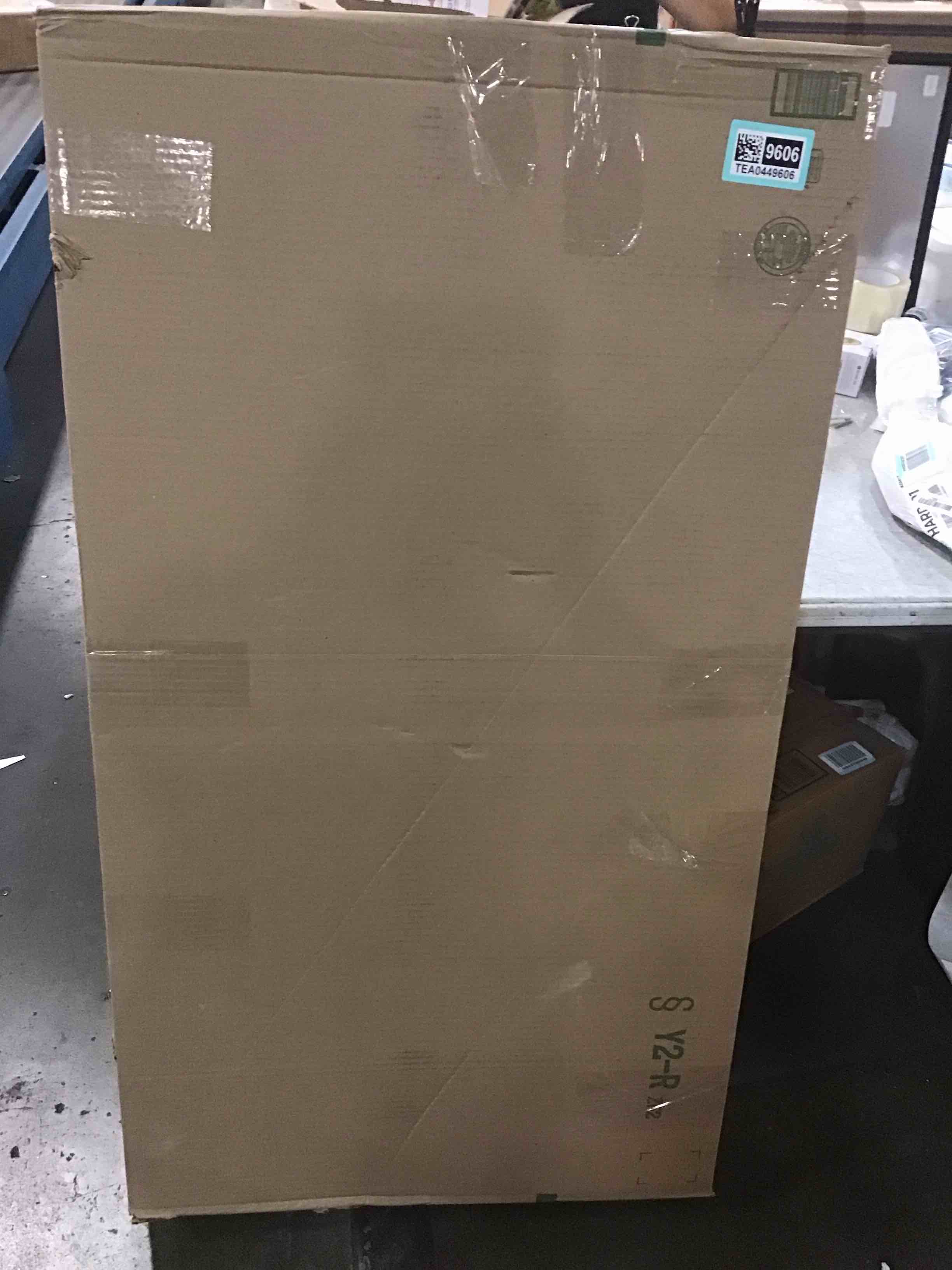 https://s3.amazonaws.com/lotting-images-prod/bidfta/TEA0449606_1729302143130.jpeg
