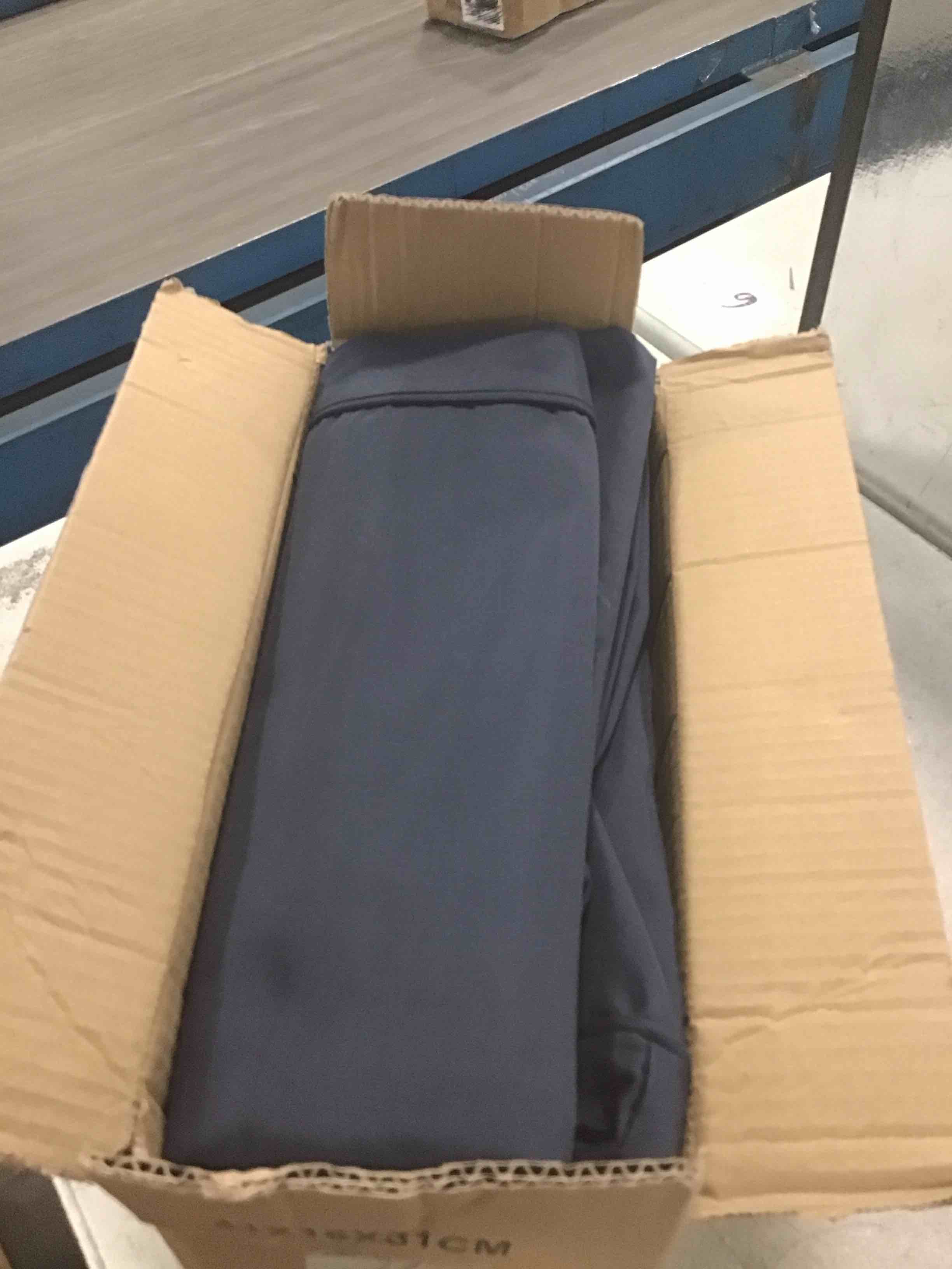 https://s3.amazonaws.com/lotting-images-prod/bidfta/TEA0449698_1729286298264.jpeg