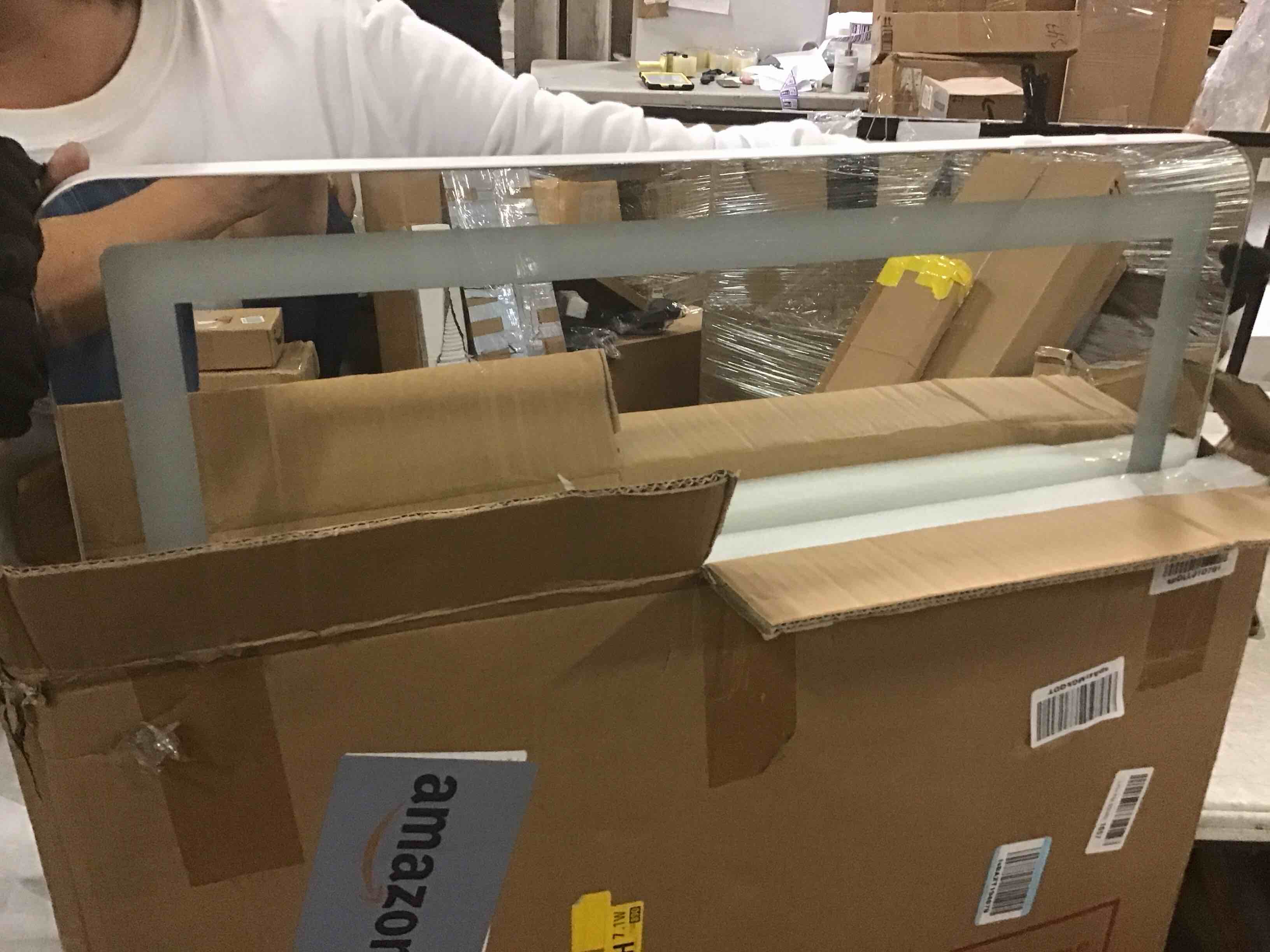 https://s3.amazonaws.com/lotting-images-prod/bidfta/TEA0449737_1729223714129.jpeg