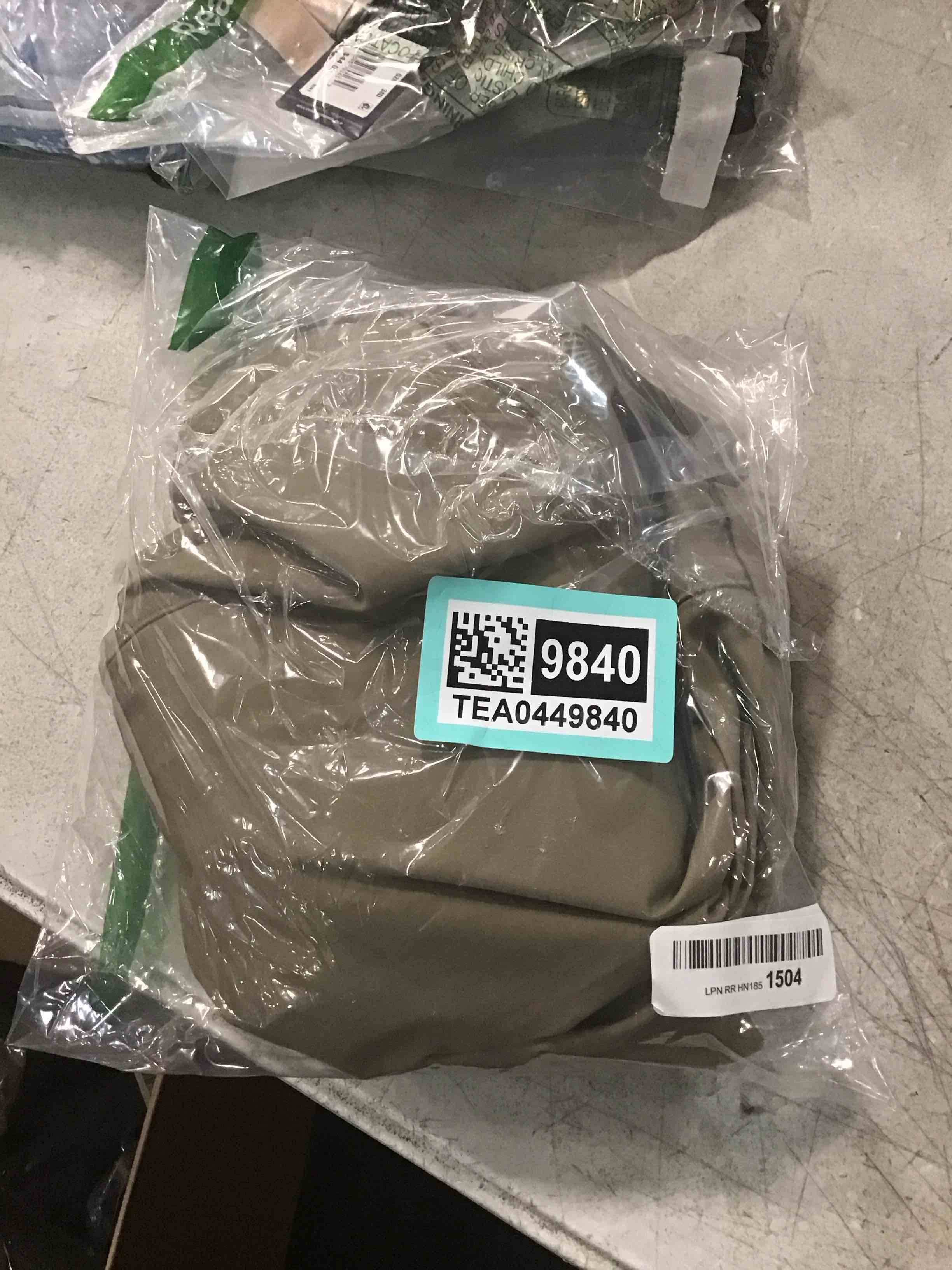 https://s3.amazonaws.com/lotting-images-prod/bidfta/TEA0449840_1729204596201.jpeg