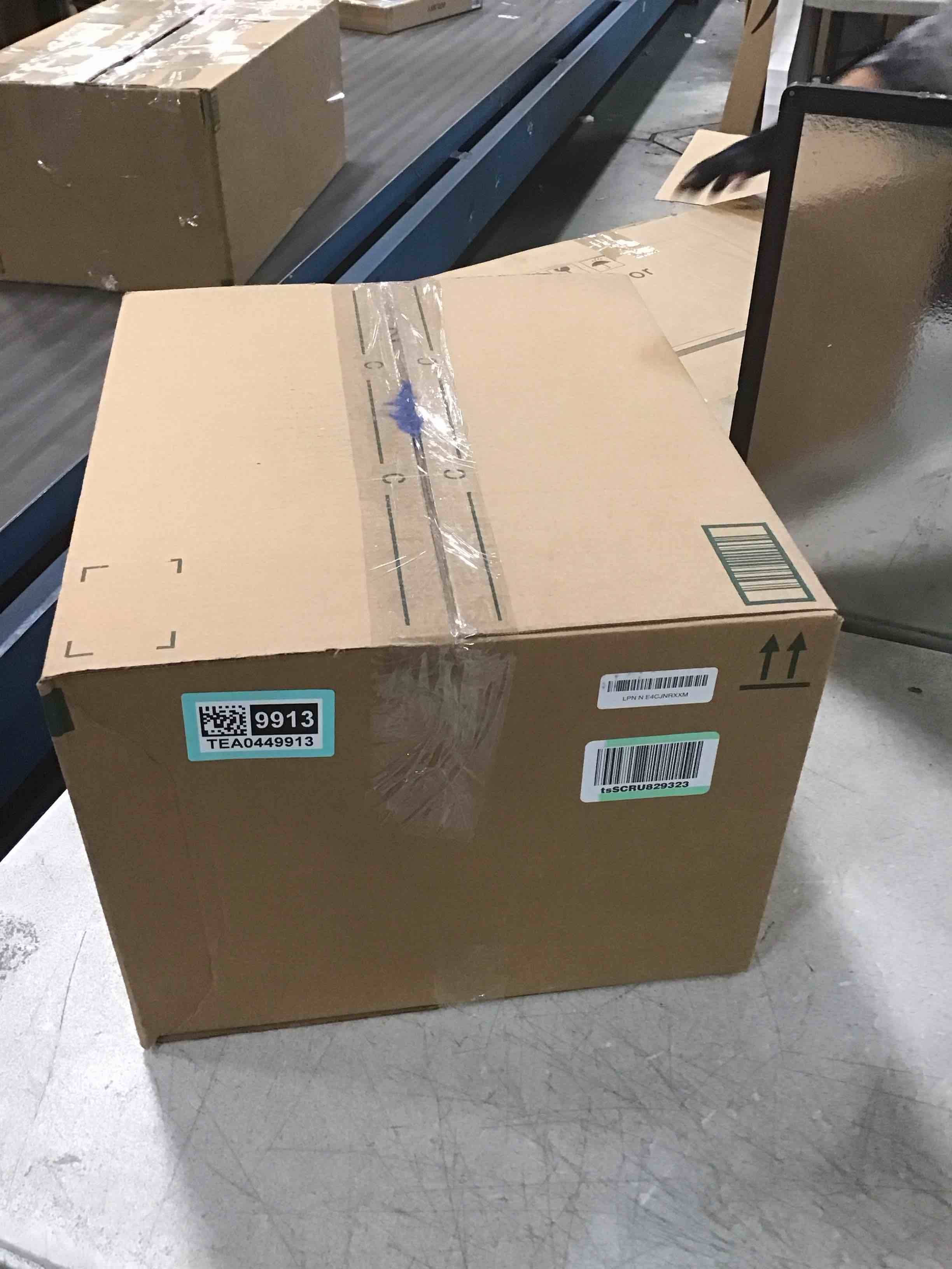 https://s3.amazonaws.com/lotting-images-prod/bidfta/TEA0449913_1729139788078.jpeg