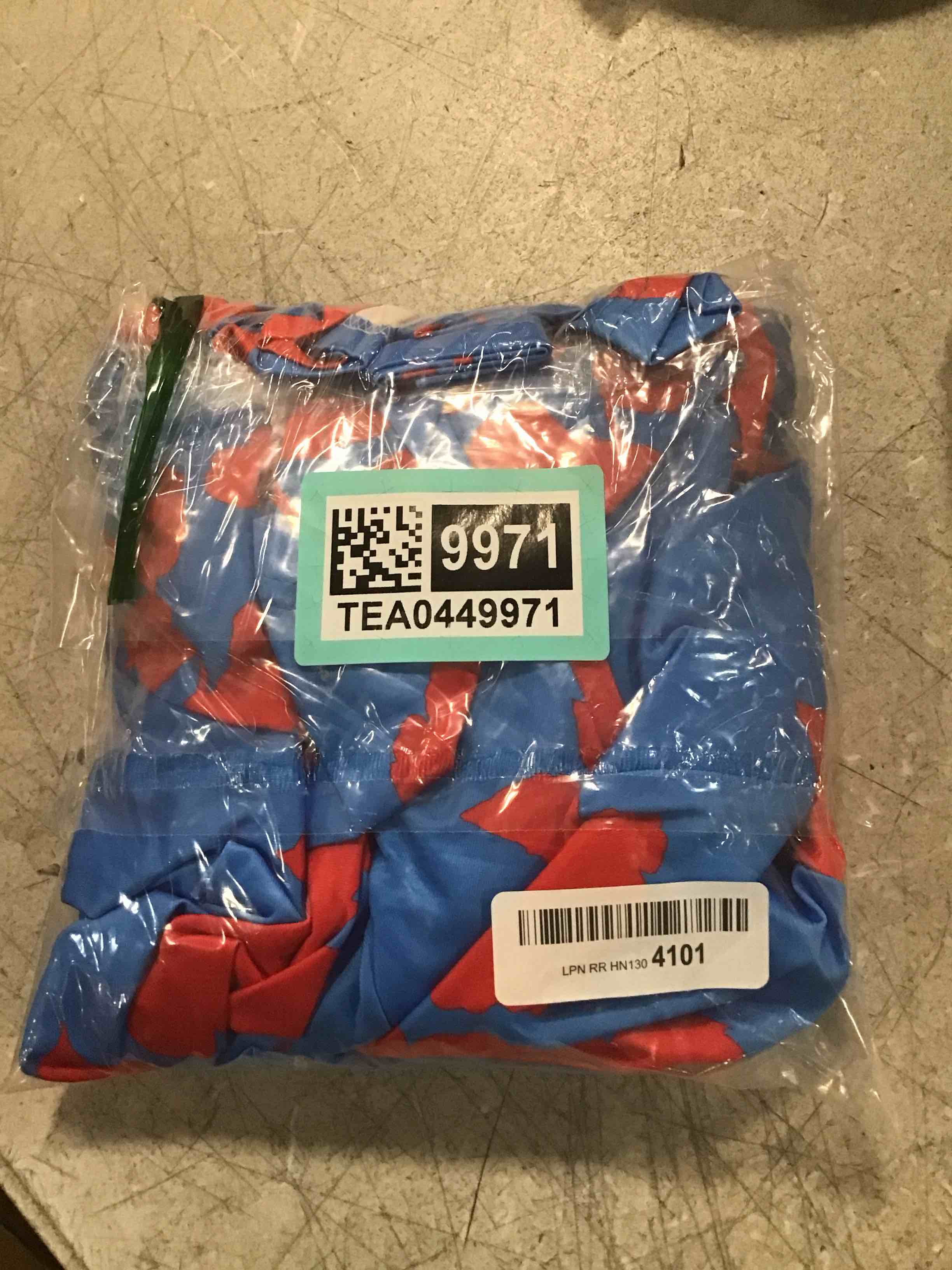 https://s3.amazonaws.com/lotting-images-prod/bidfta/TEA0449971_1729133459054.jpeg