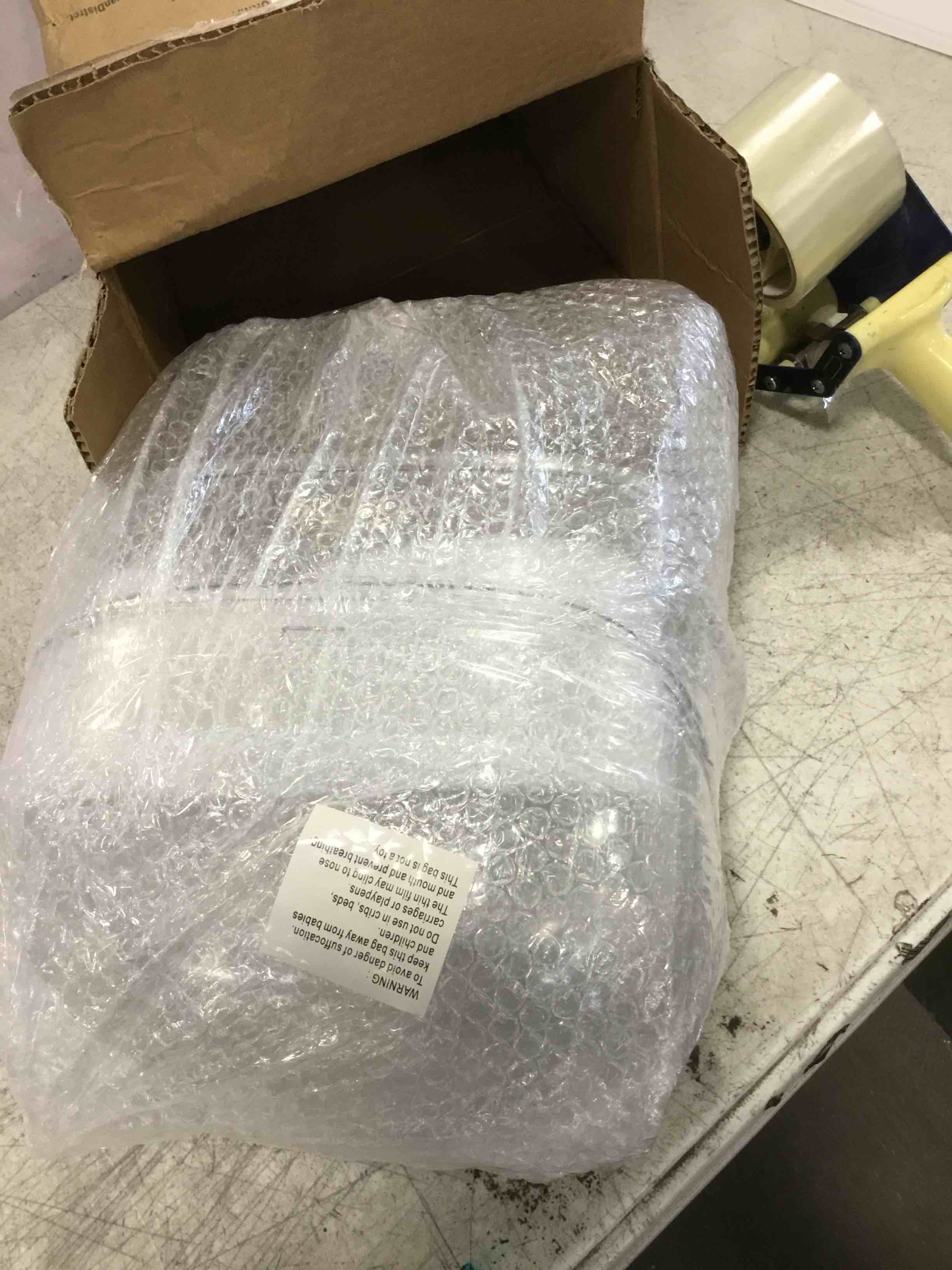 https://s3.amazonaws.com/lotting-images-prod/bidfta/TEA0450020_1731164370528.jpeg
