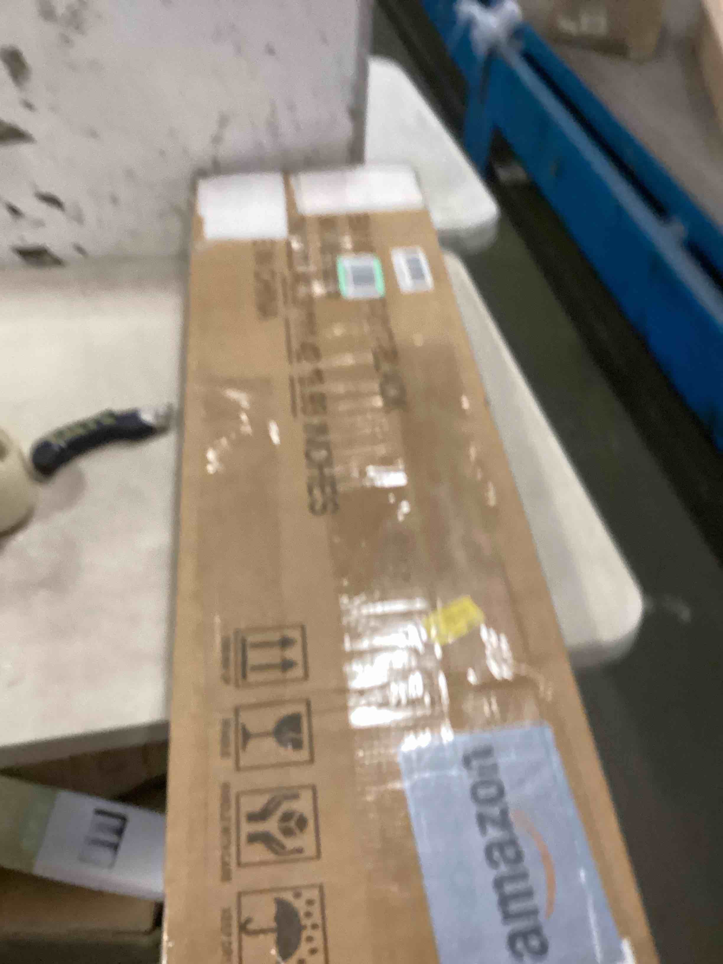 https://s3.amazonaws.com/lotting-images-prod/bidfta/TEA0450869_1730555295301.jpeg