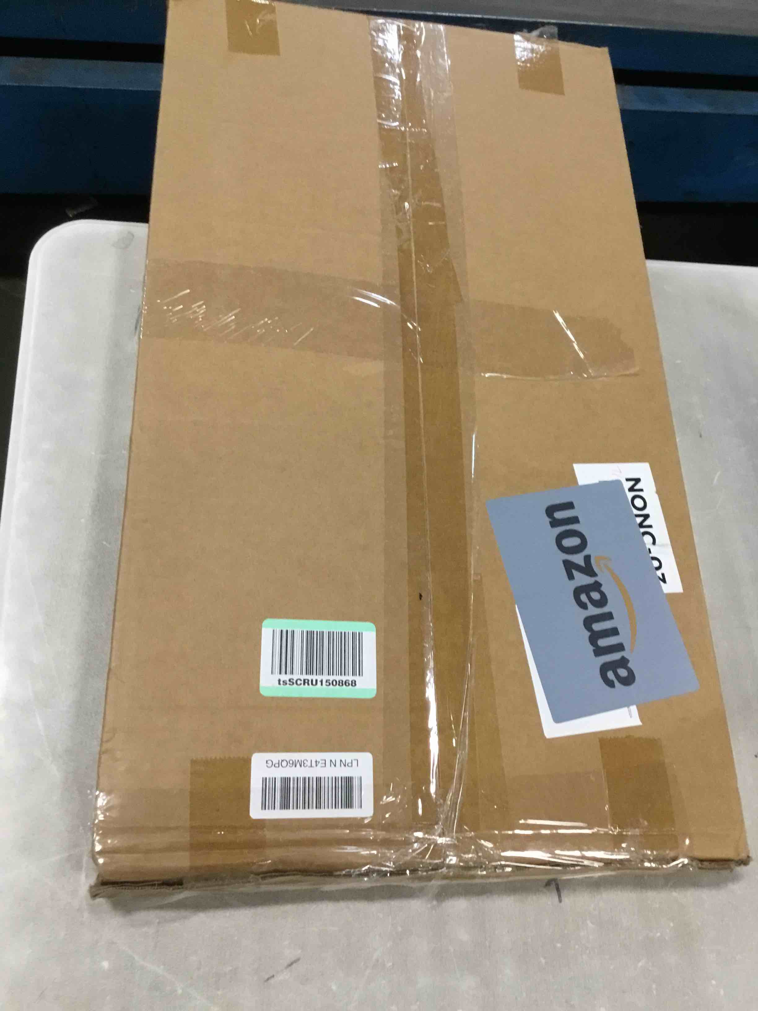 https://s3.amazonaws.com/lotting-images-prod/bidfta/TEA0450987_1730144694419.jpeg