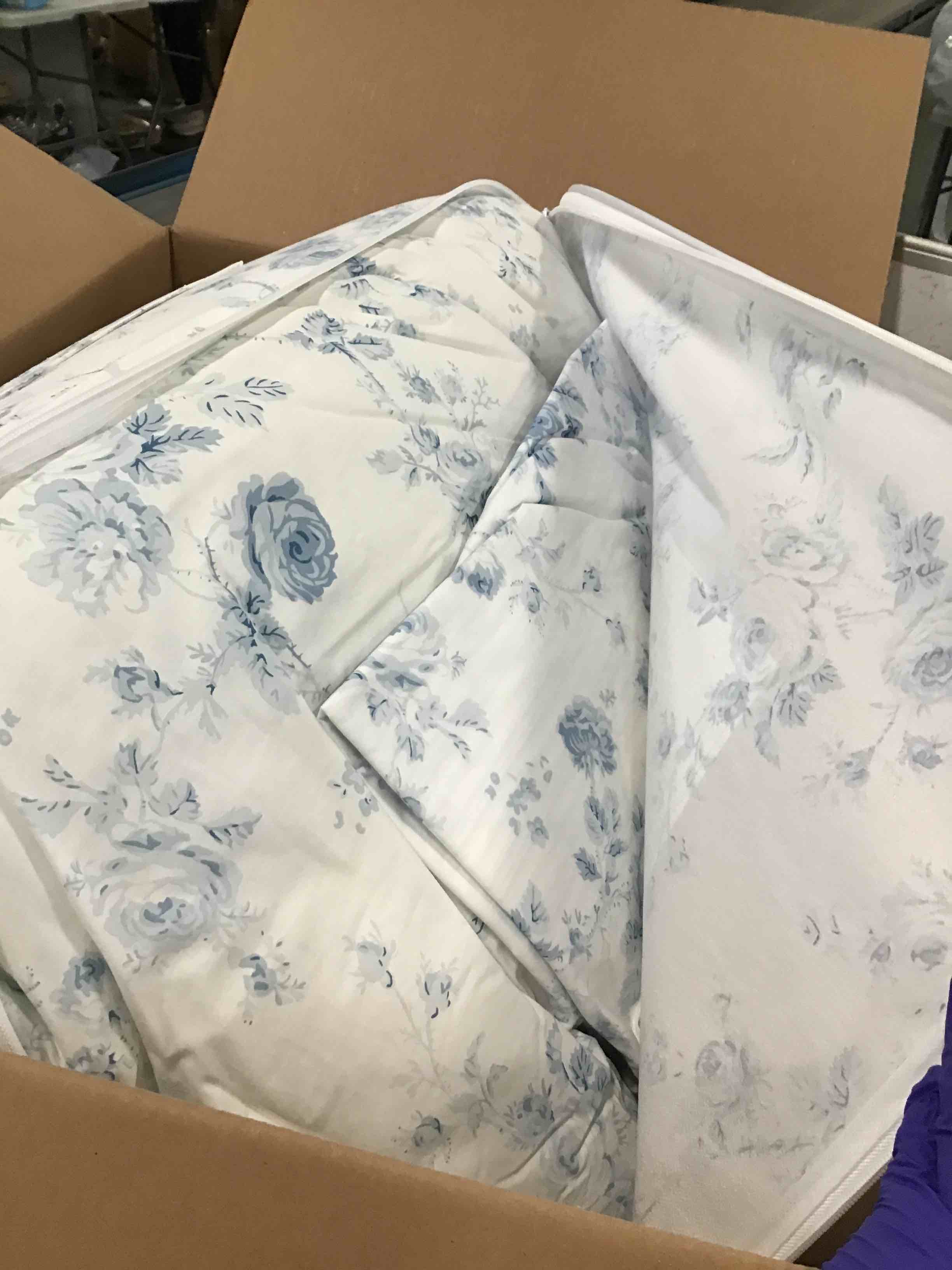 https://s3.amazonaws.com/lotting-images-prod/bidfta/TEA0451018_1730137970275.jpeg