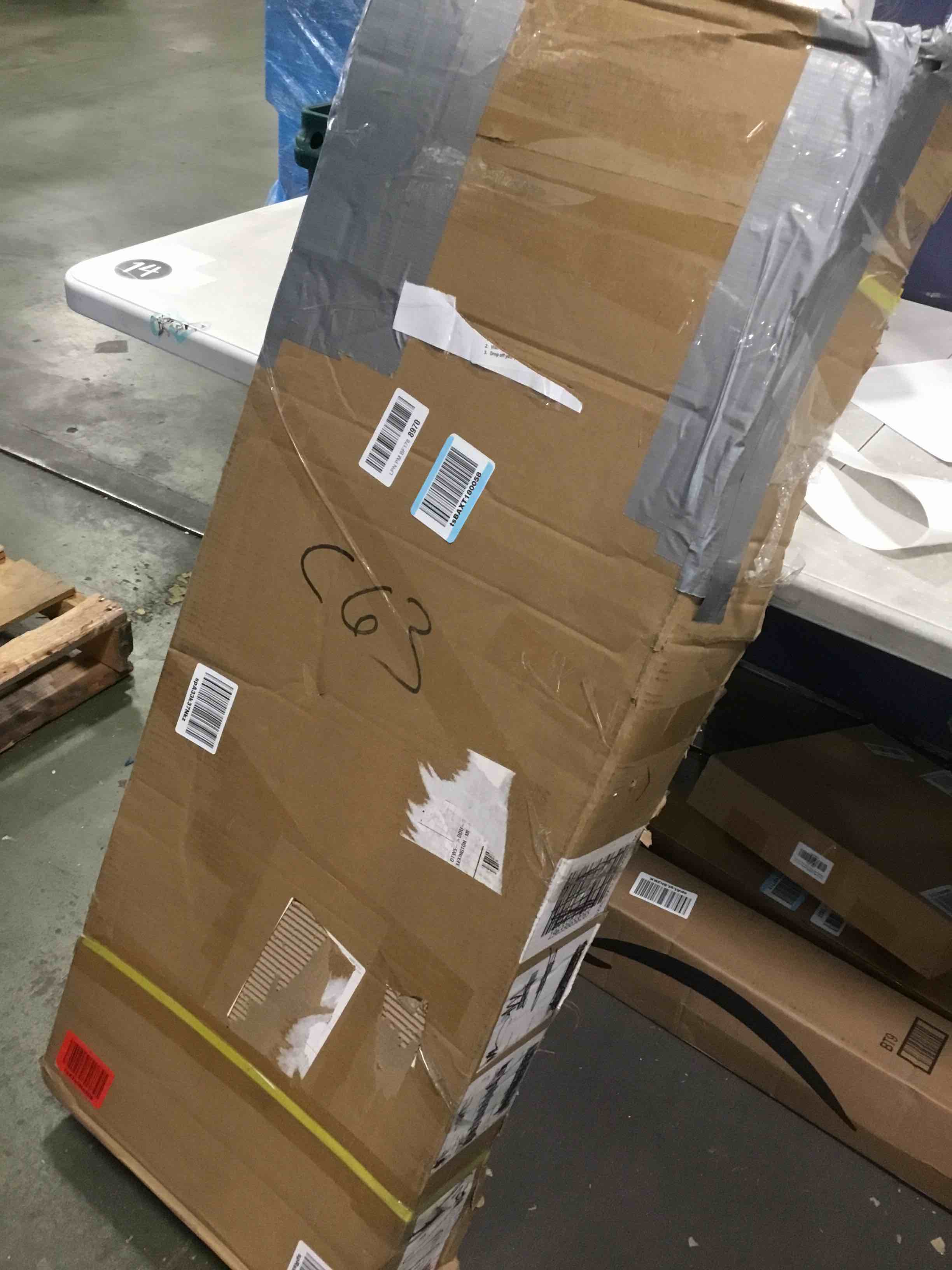 https://s3.amazonaws.com/lotting-images-prod/bidfta/TEA0452162_1729860507701.jpeg