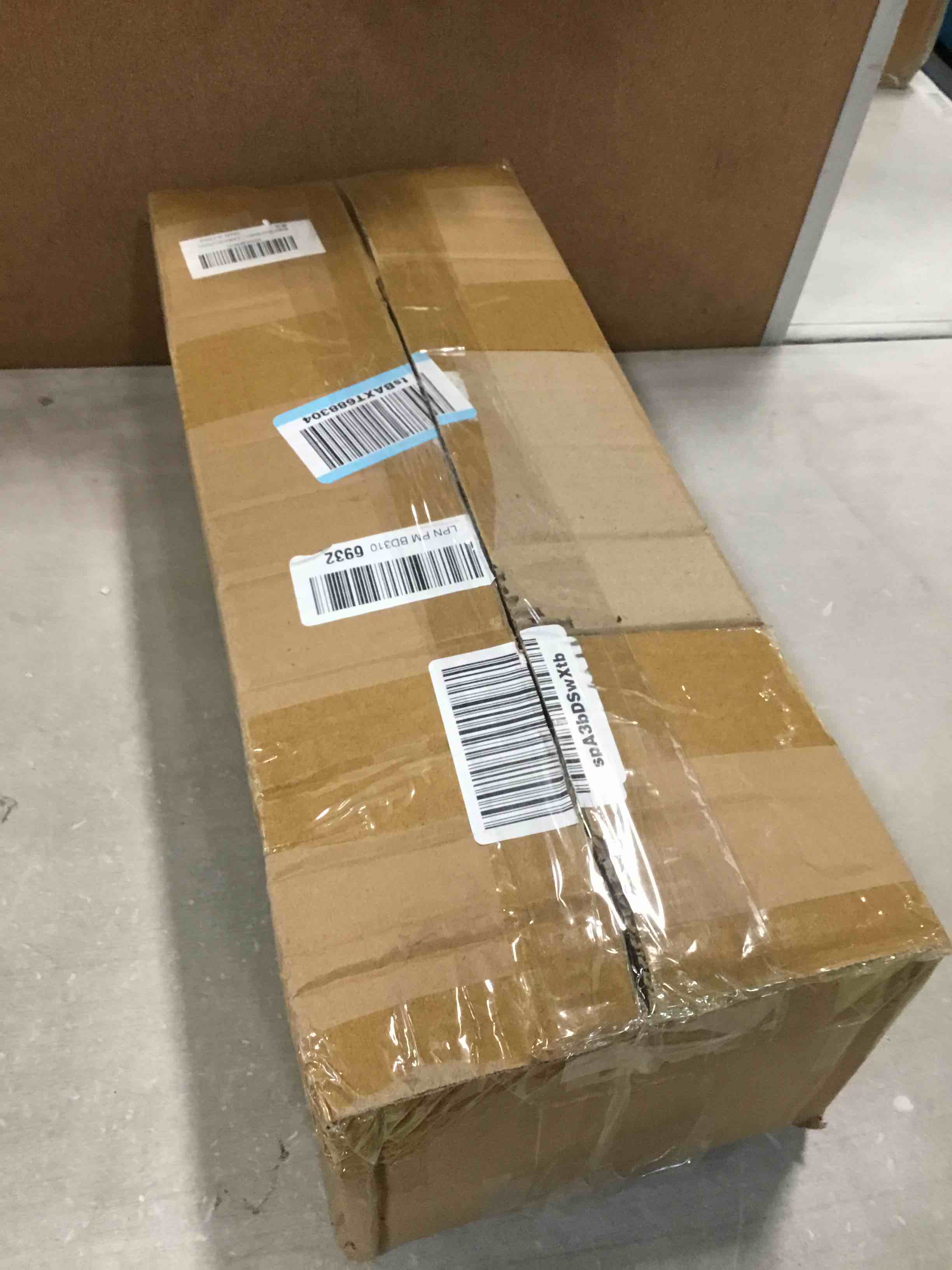 https://s3.amazonaws.com/lotting-images-prod/bidfta/TEA0452542_1729706491975.jpeg