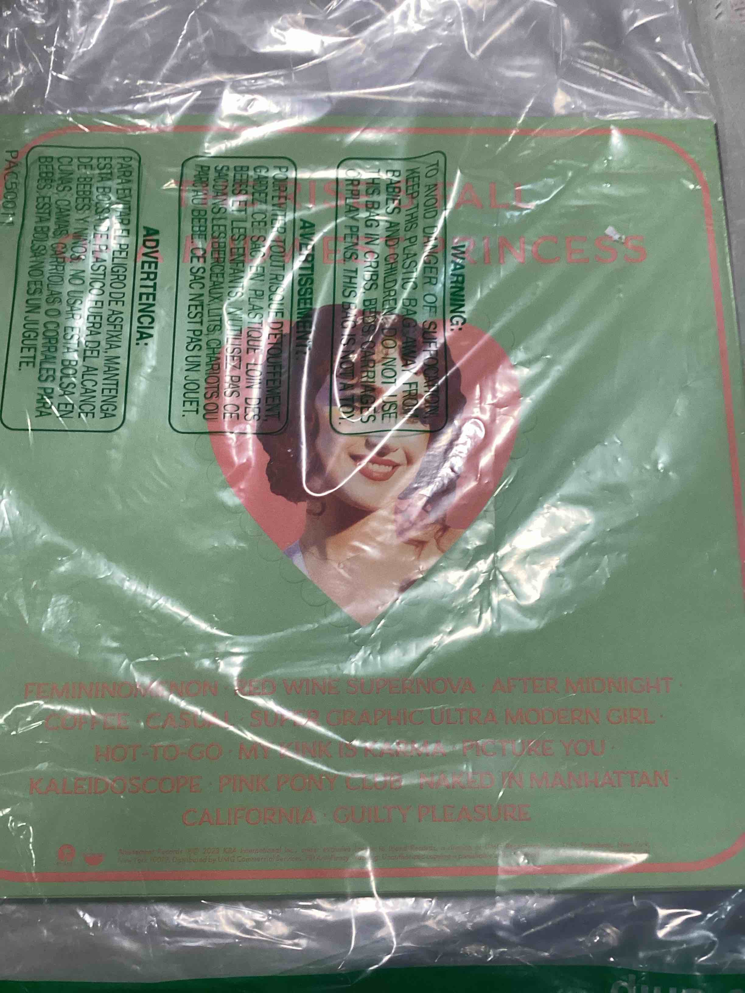 https://s3.amazonaws.com/lotting-images-prod/bidfta/TEA0453655_1729216643028.jpeg