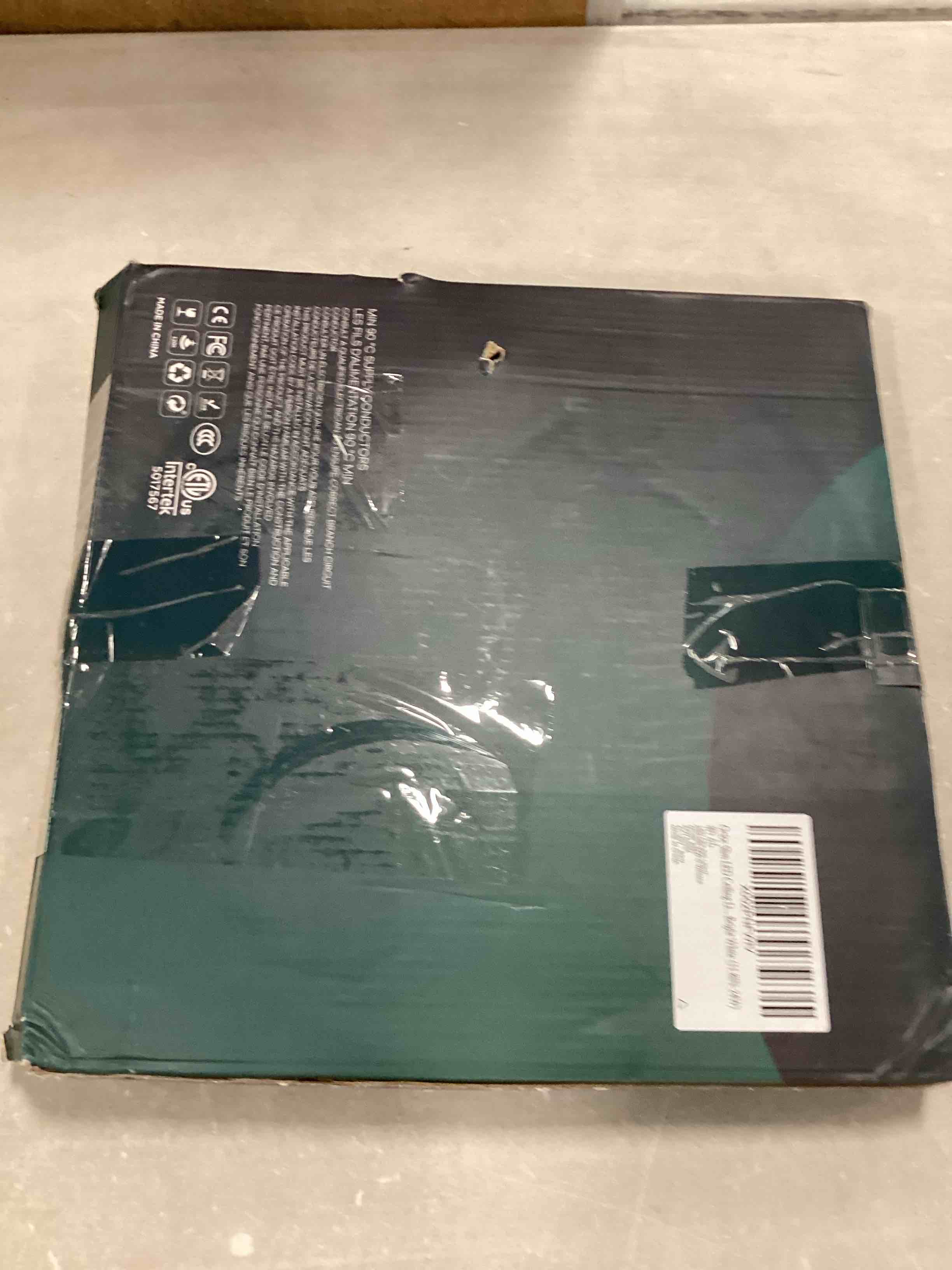 https://s3.amazonaws.com/lotting-images-prod/bidfta/TEA0453679_1729212258548.jpeg