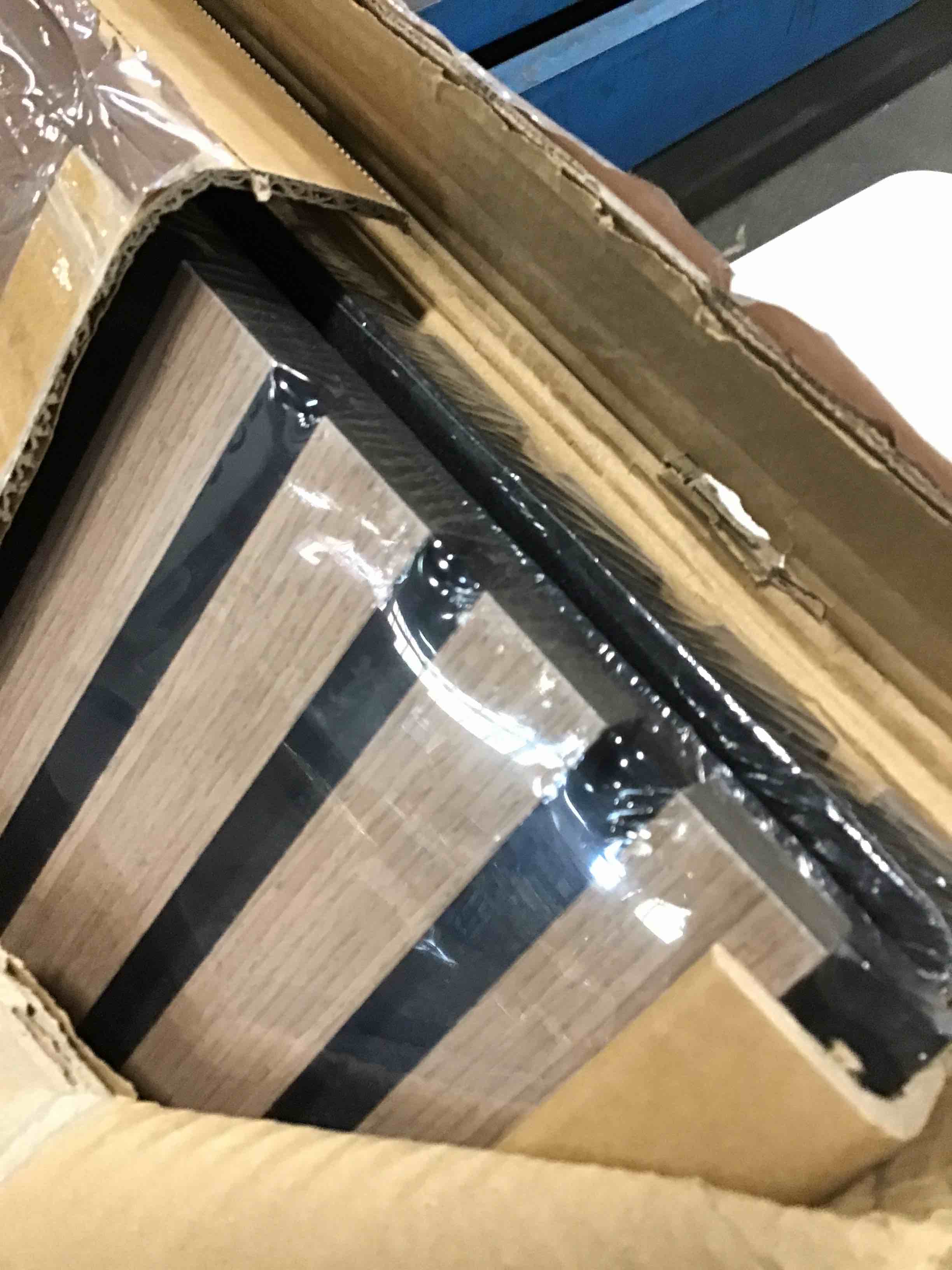 https://s3.amazonaws.com/lotting-images-prod/bidfta/TEA0454741_1730497583450.jpeg