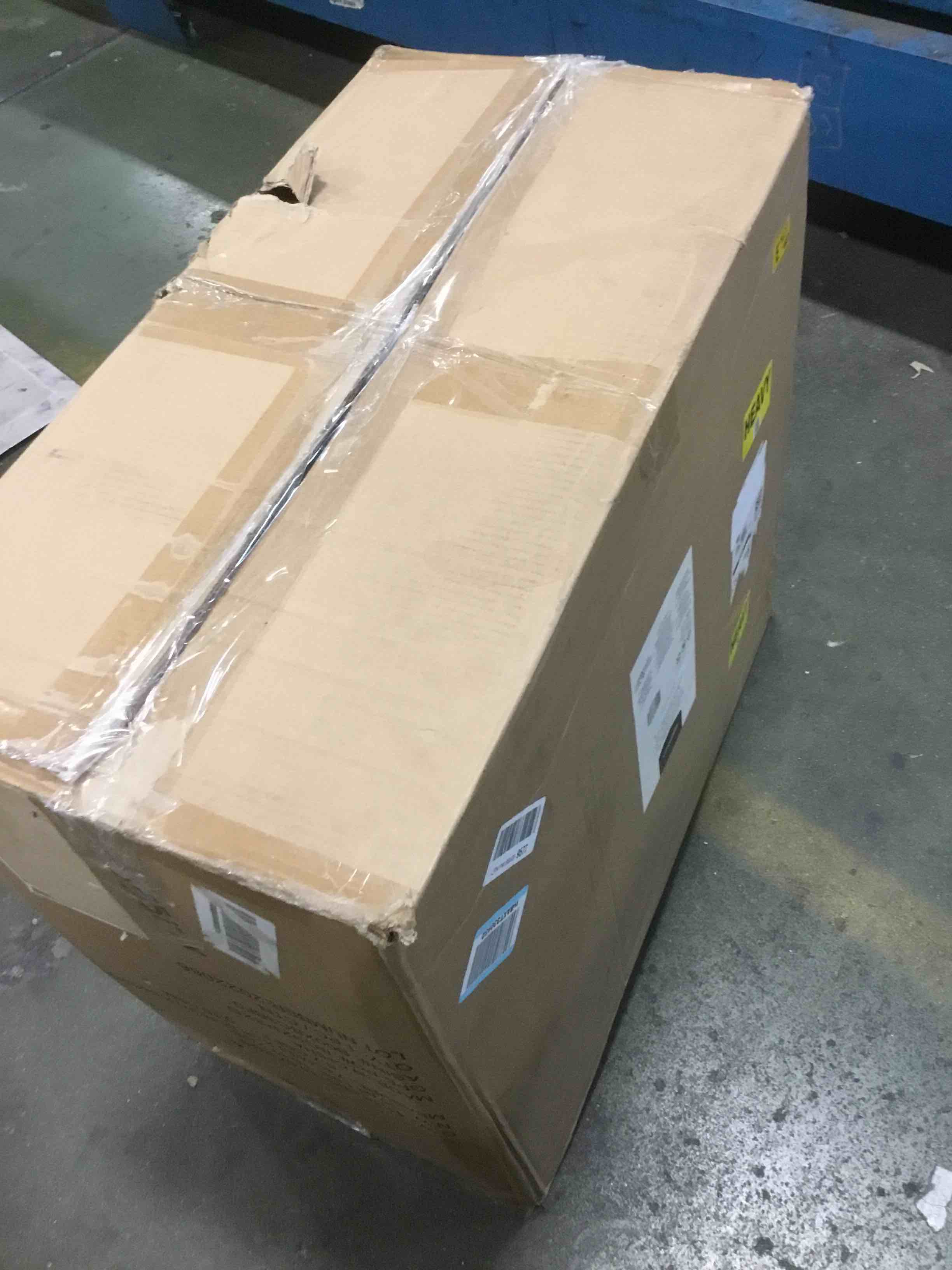 https://s3.amazonaws.com/lotting-images-prod/bidfta/TEA0455083_1730332955608.jpeg