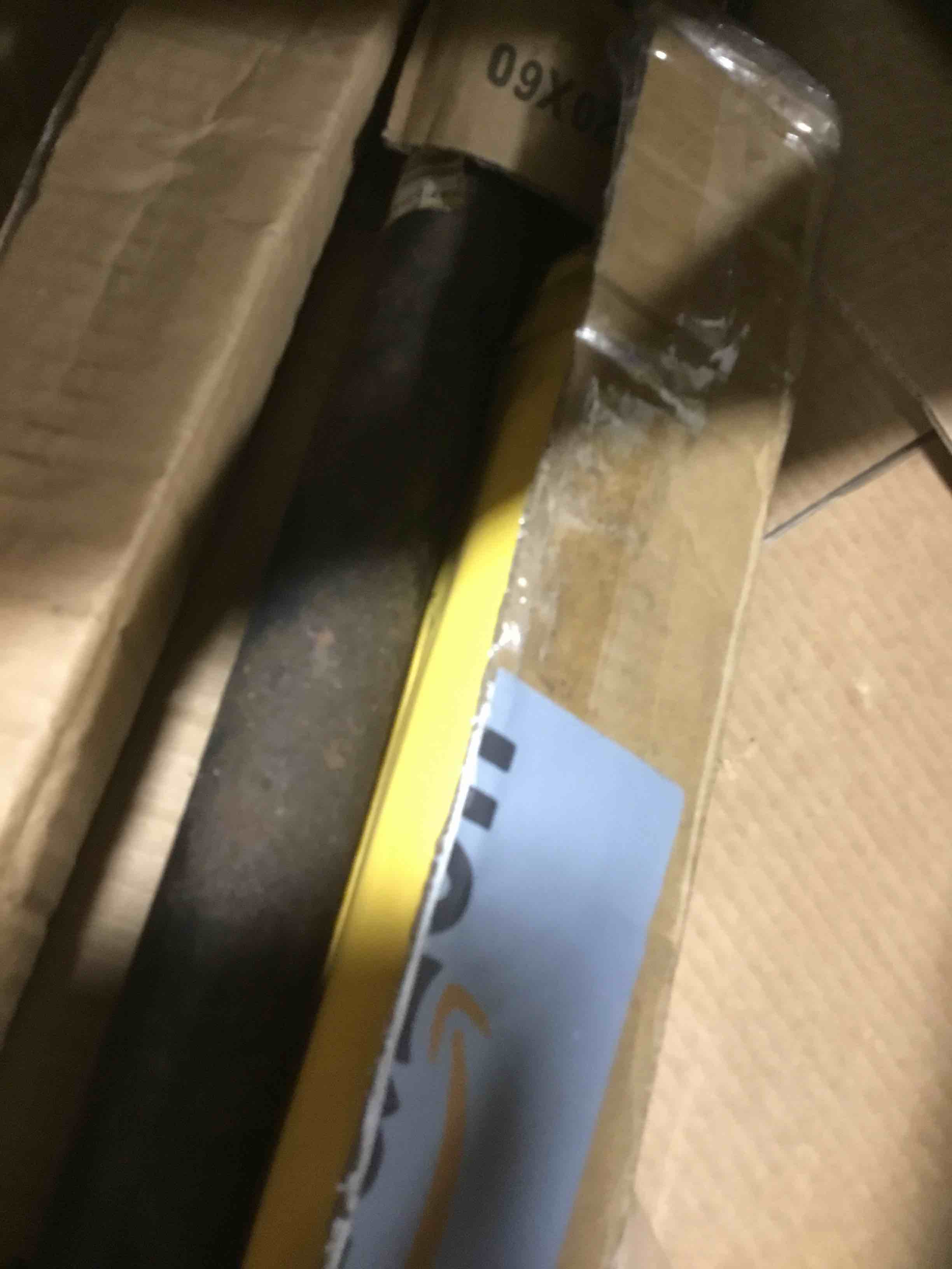 https://s3.amazonaws.com/lotting-images-prod/bidfta/TEA0455103_1730328551373.jpeg