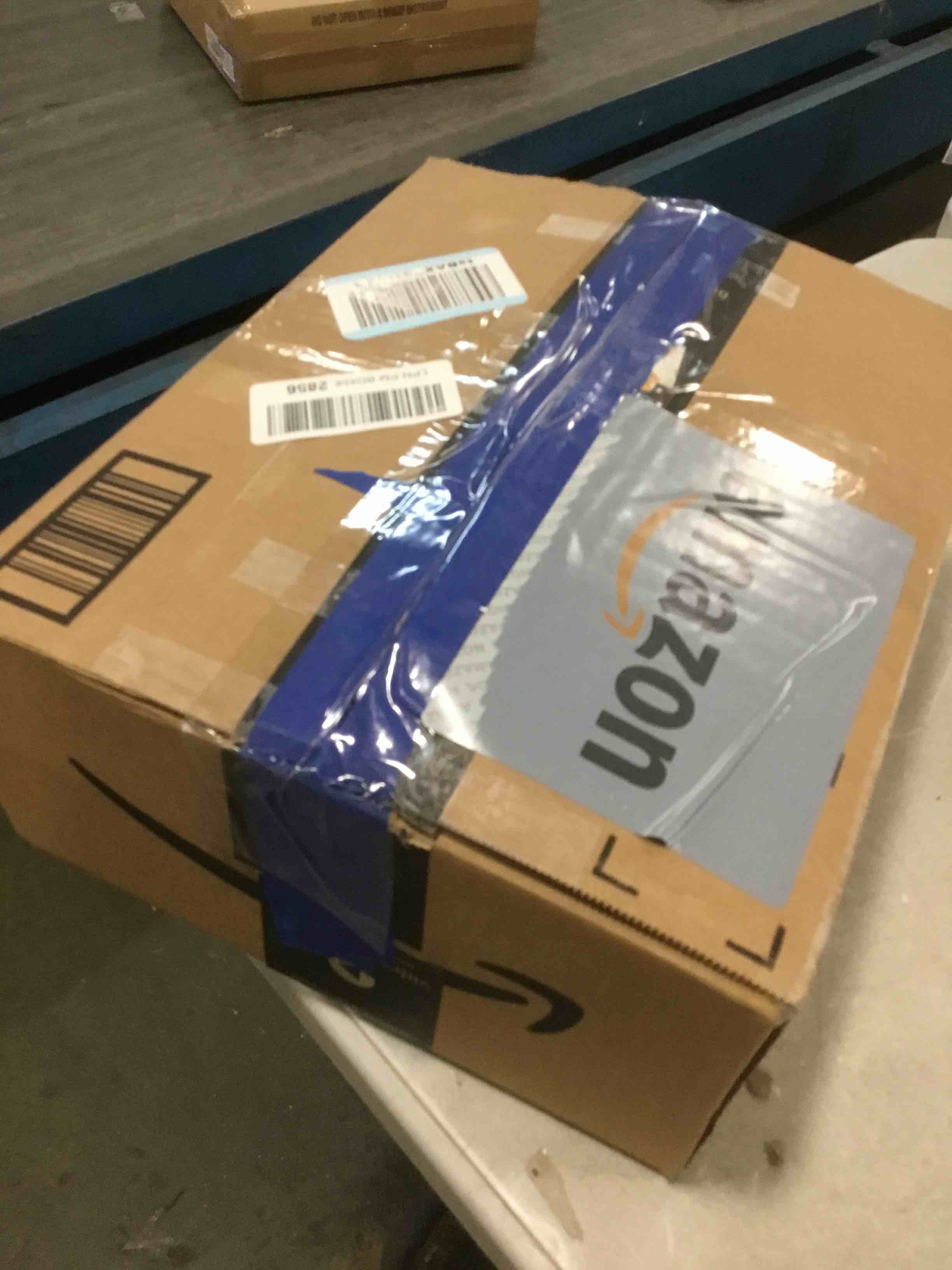 https://s3.amazonaws.com/lotting-images-prod/bidfta/TEA0455120_1730325940141.jpeg