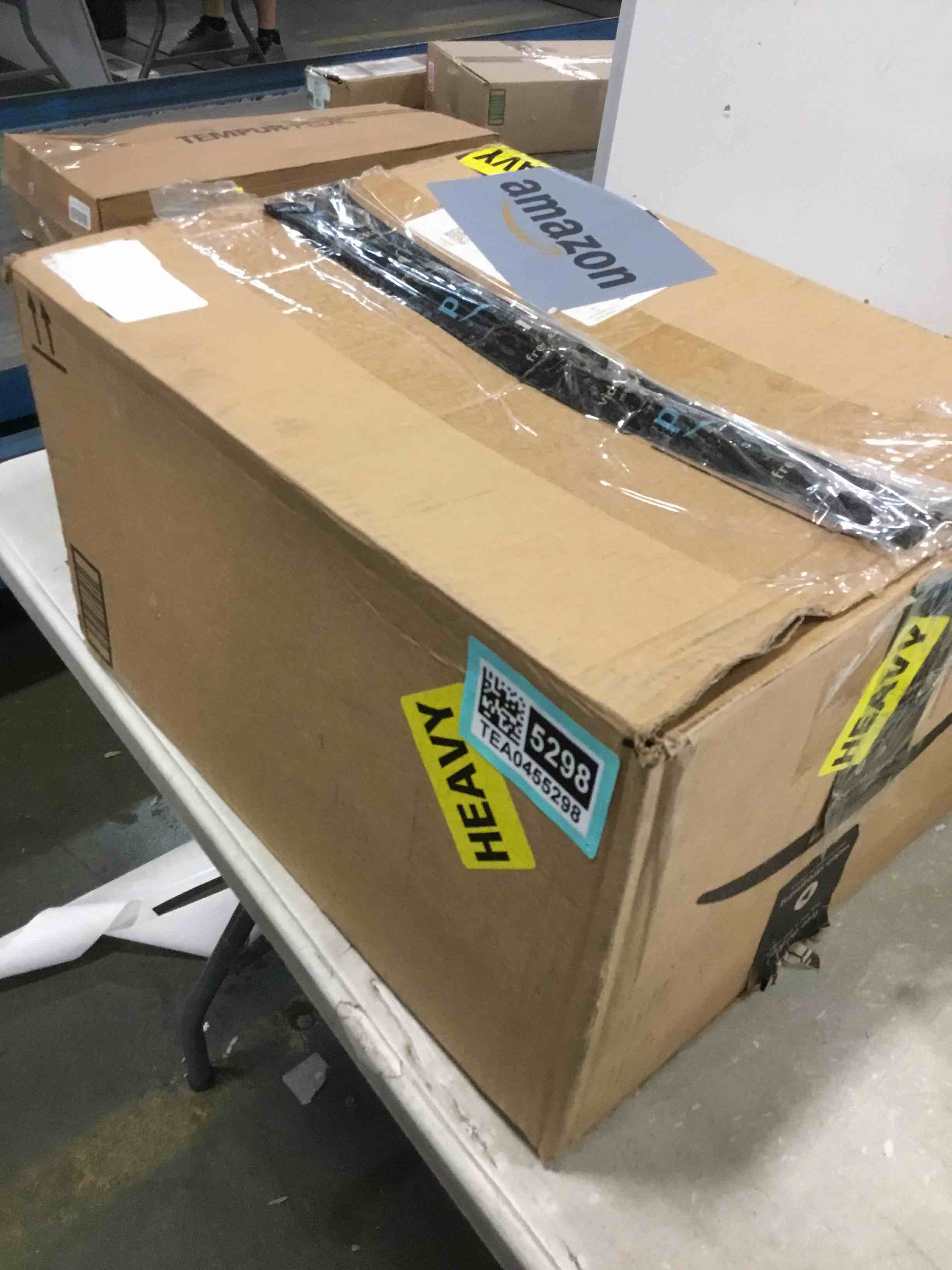 https://s3.amazonaws.com/lotting-images-prod/bidfta/TEA0455298_1730294020194.jpeg
