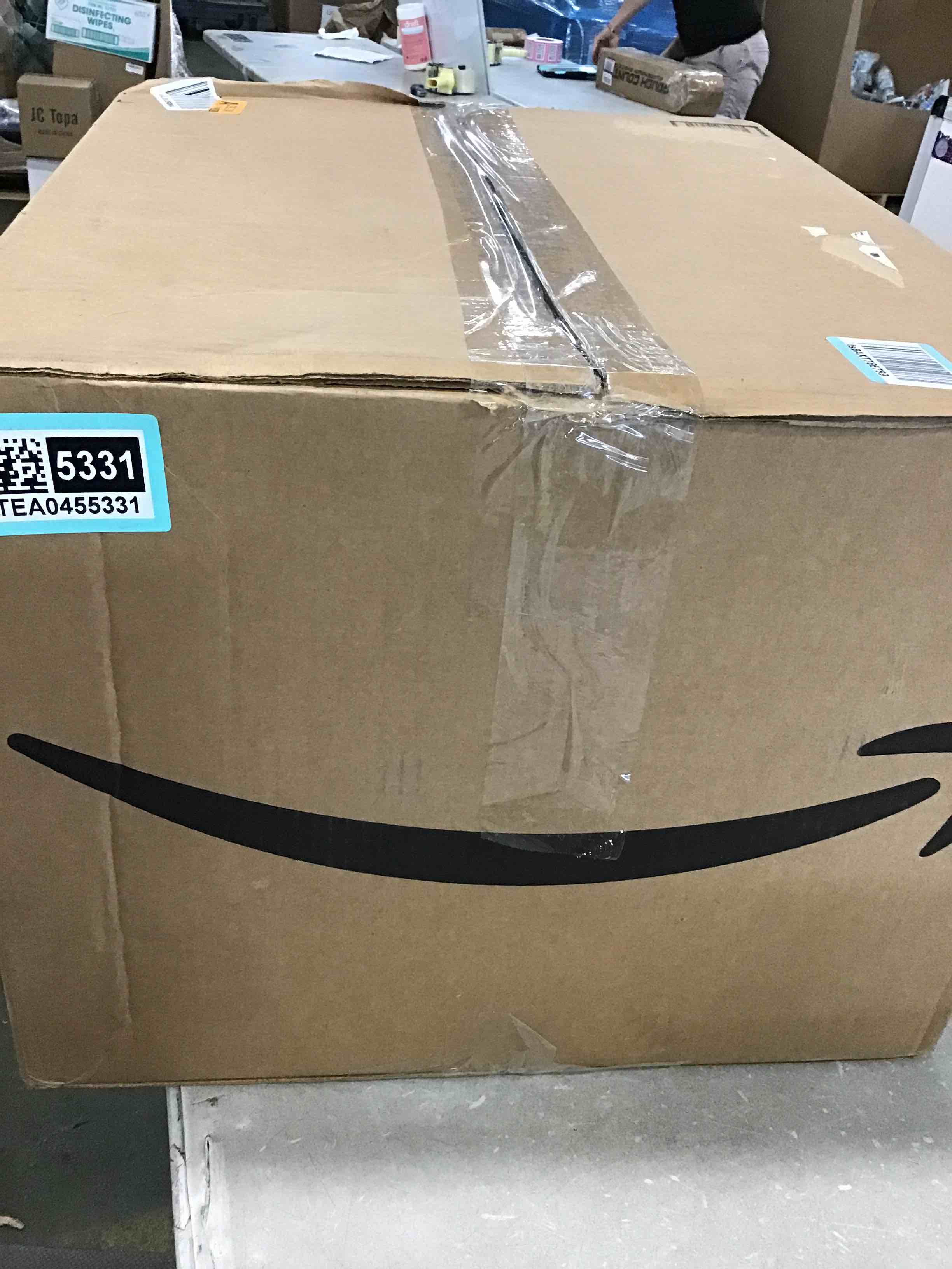 https://s3.amazonaws.com/lotting-images-prod/bidfta/TEA0455331_1730298628176.jpeg
