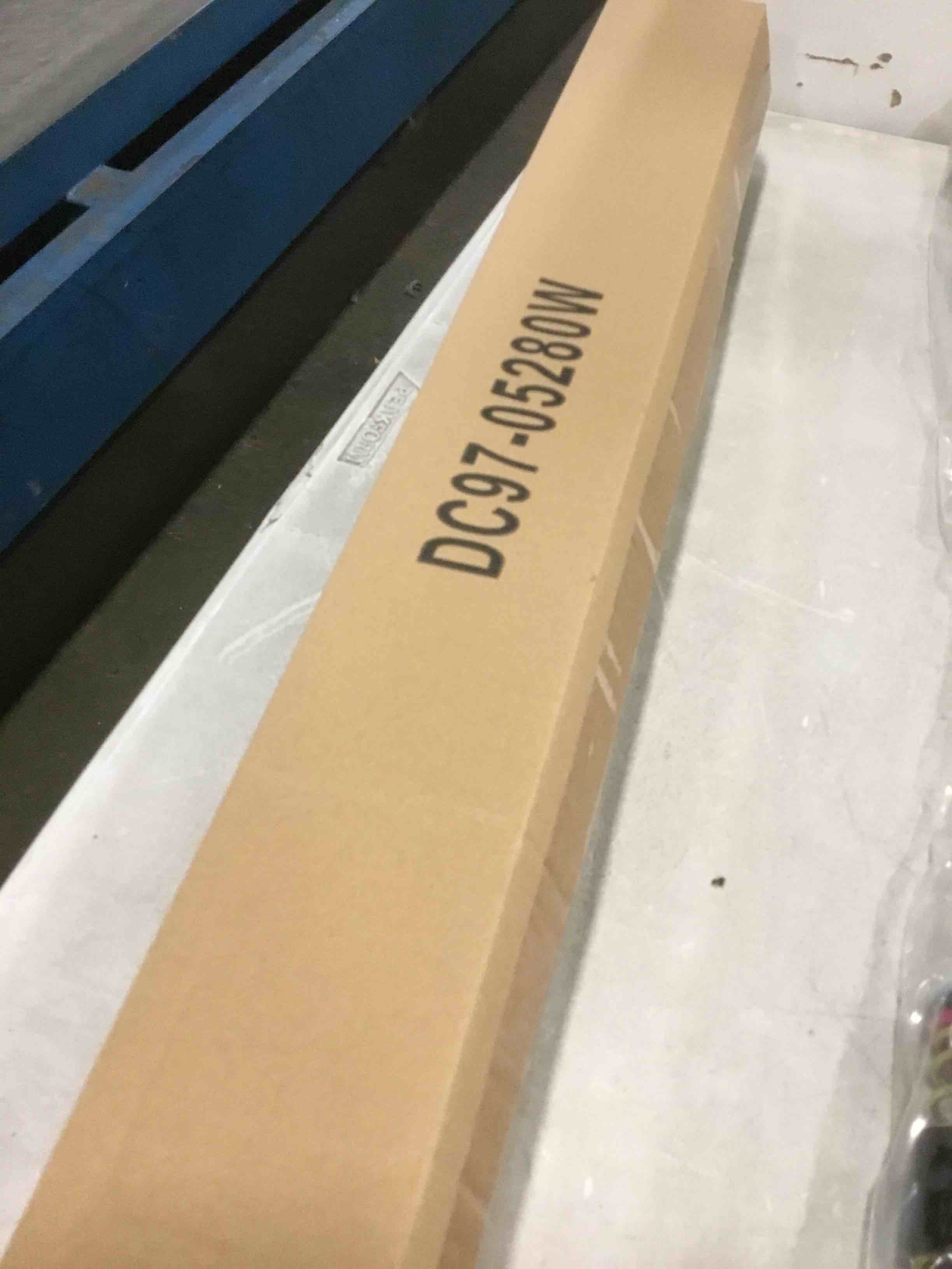 https://s3.amazonaws.com/lotting-images-prod/bidfta/TEA0455631_1730151671988.jpeg