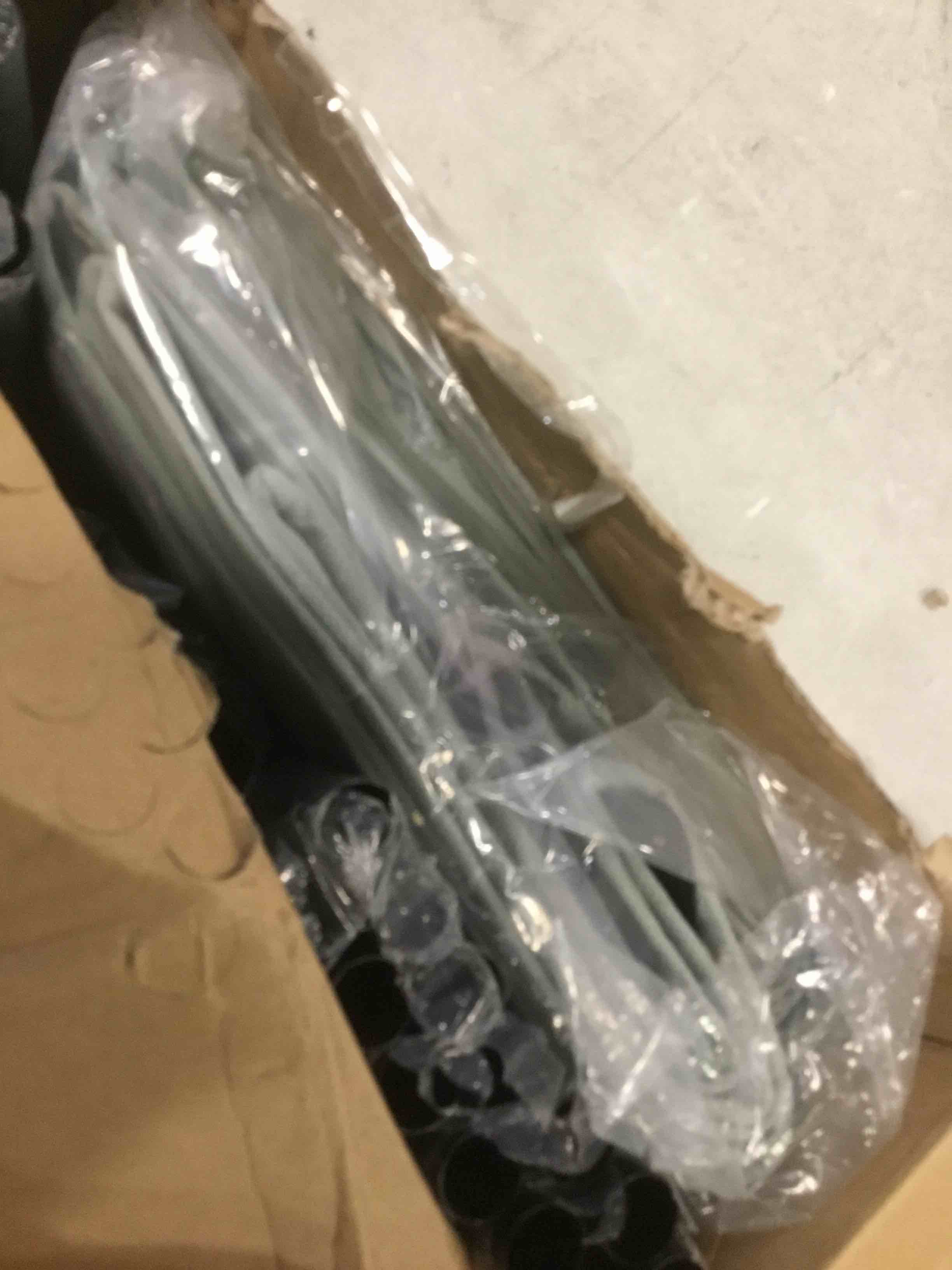 https://s3.amazonaws.com/lotting-images-prod/bidfta/TEA0455909_1729809561749.jpeg