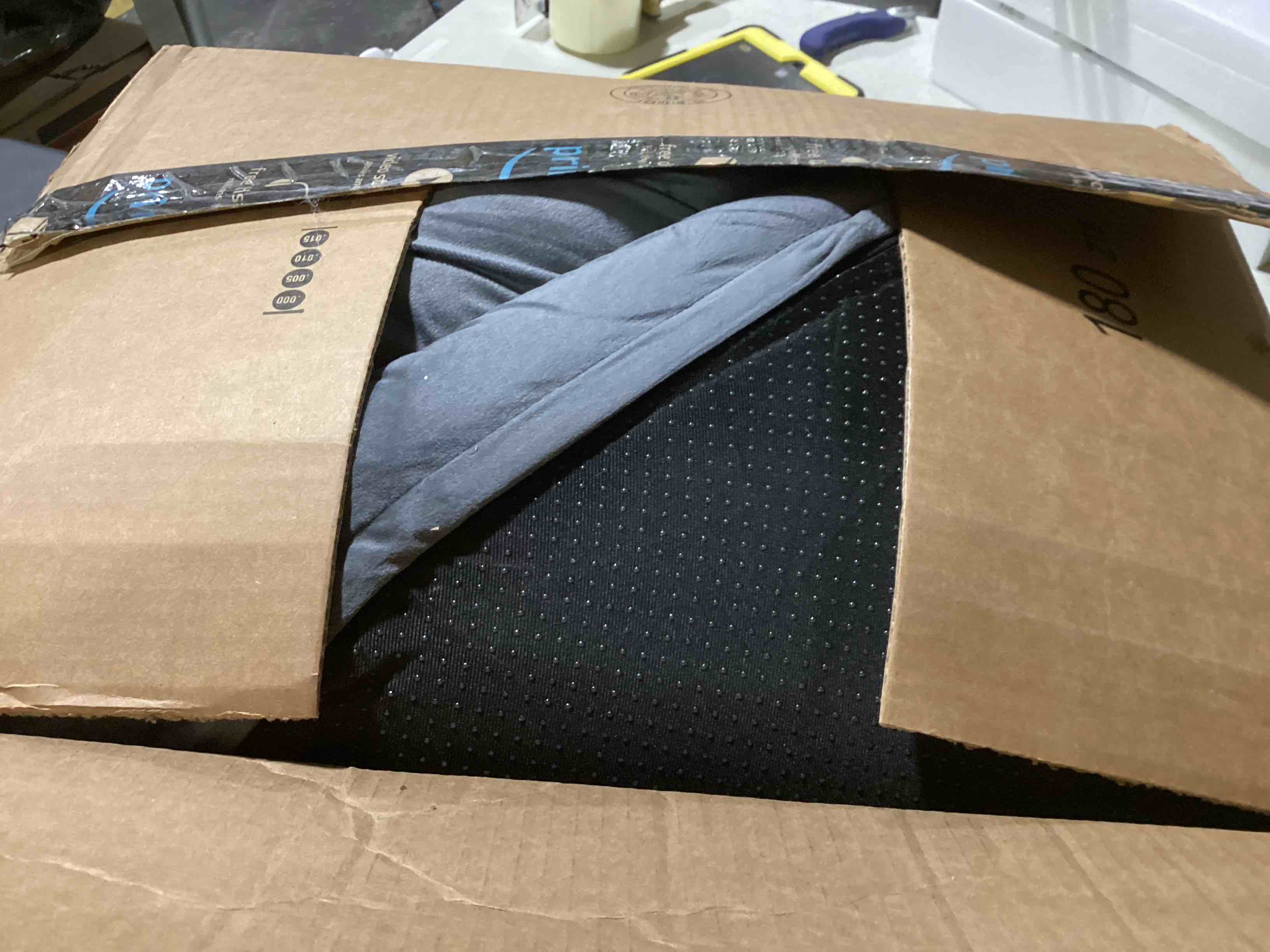 https://s3.amazonaws.com/lotting-images-prod/bidfta/TEA0456061_1730212660330.jpeg