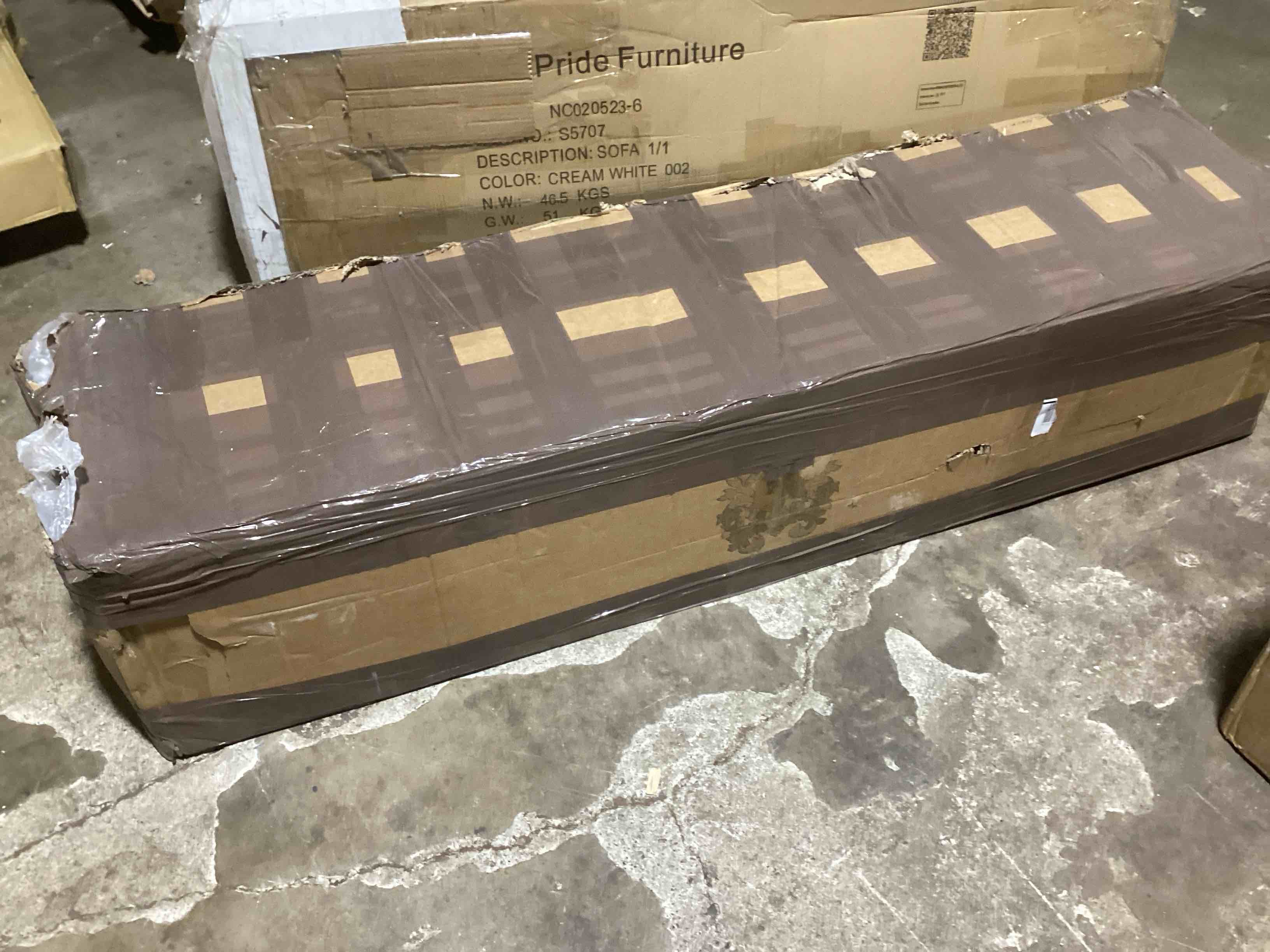 https://s3.amazonaws.com/lotting-images-prod/bidfta/TEA0456652_1729775347375.jpeg