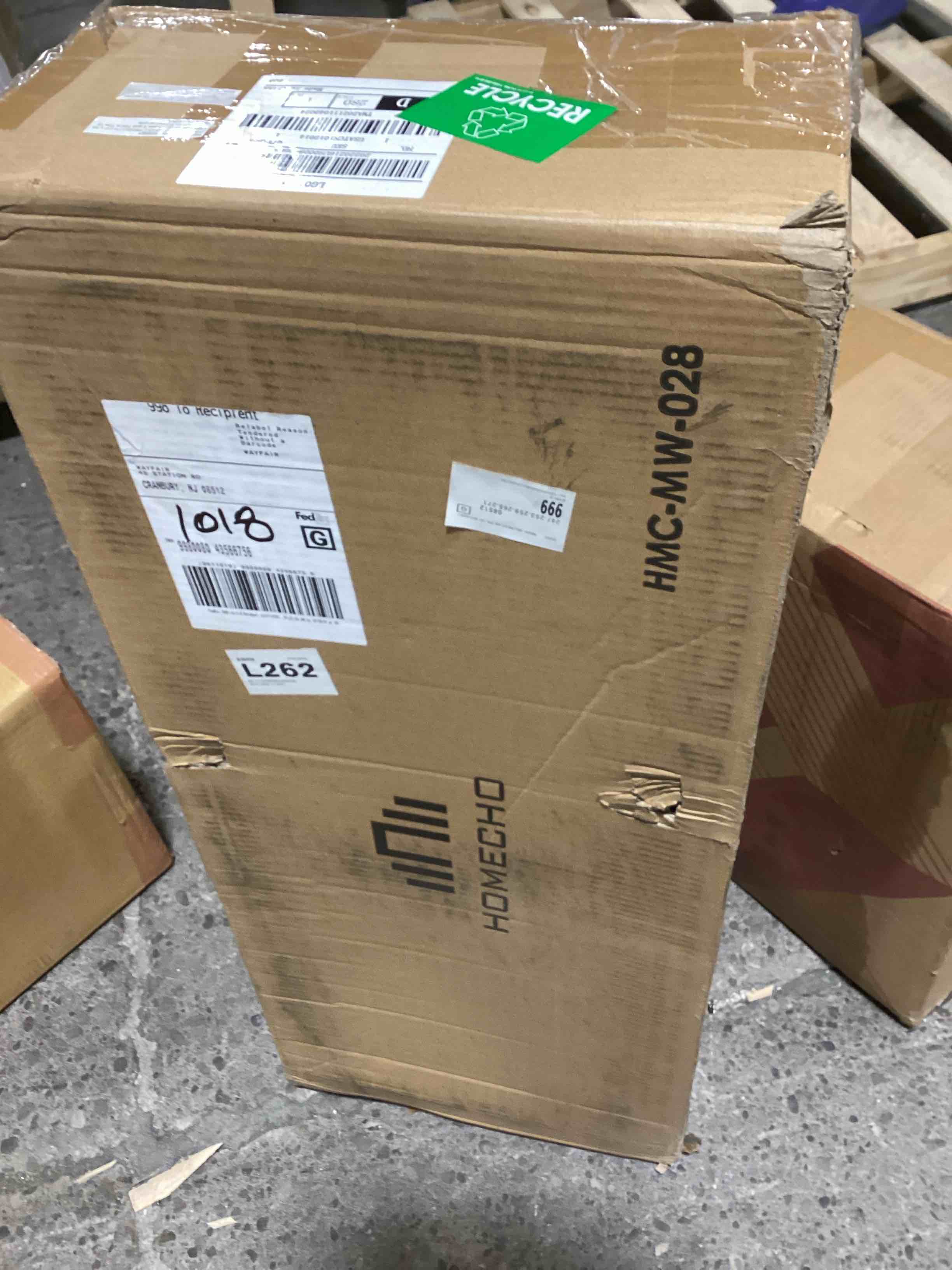 https://s3.amazonaws.com/lotting-images-prod/bidfta/TEA0456675_1729711544703.jpeg