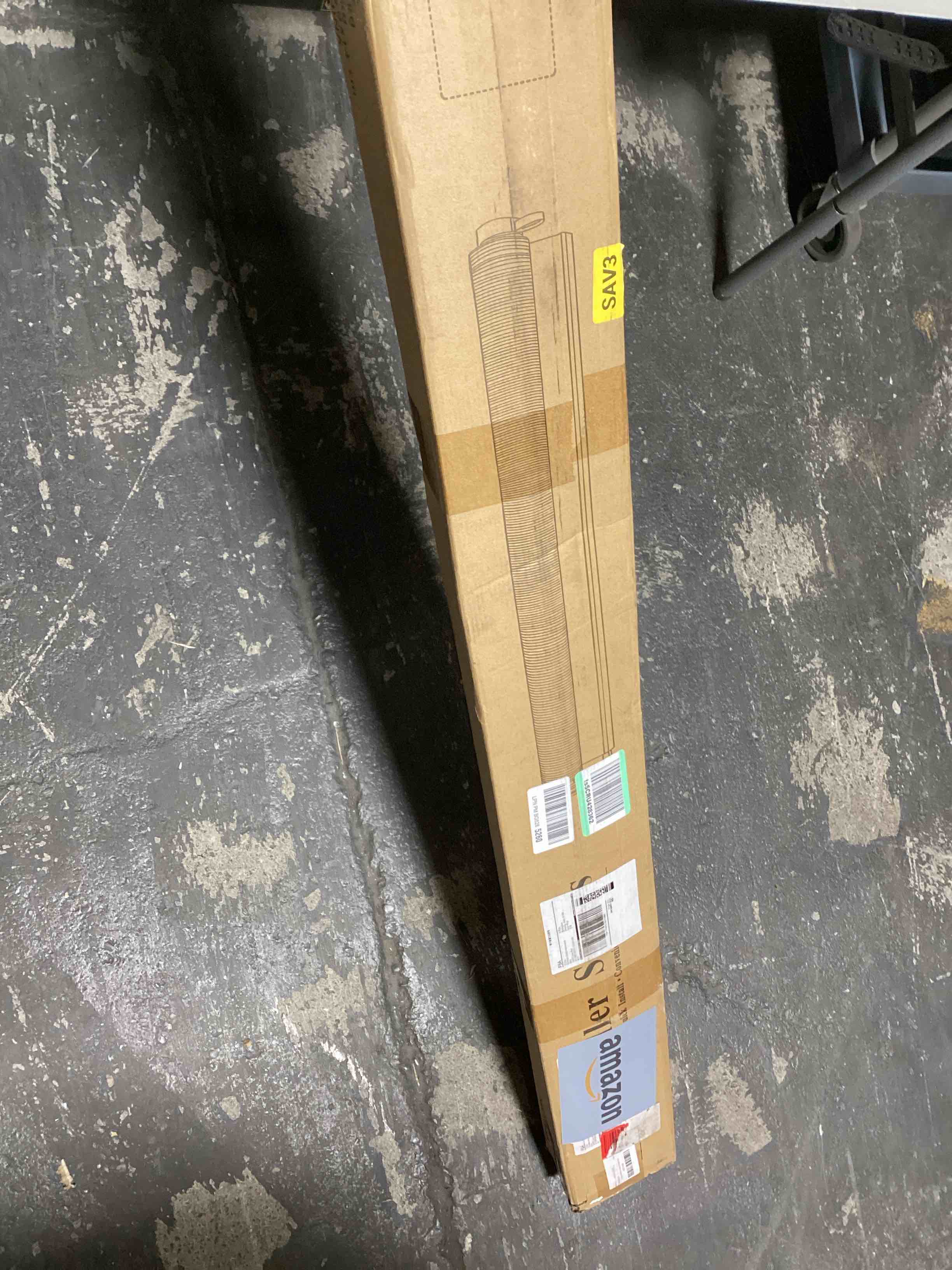 https://s3.amazonaws.com/lotting-images-prod/bidfta/TEA0456864_1729626683311.jpeg