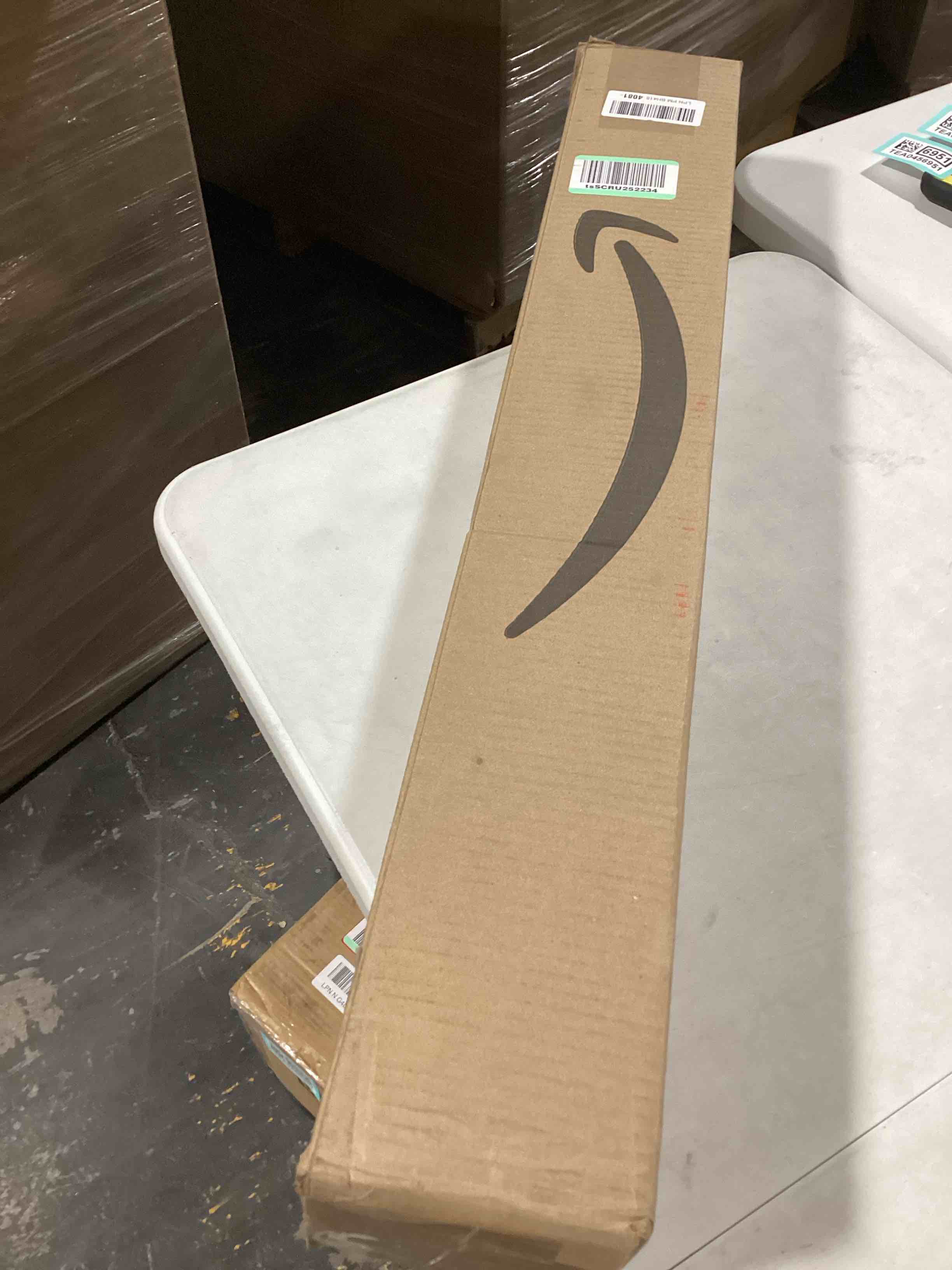 https://s3.amazonaws.com/lotting-images-prod/bidfta/TEA0456940_1729619110097.jpeg