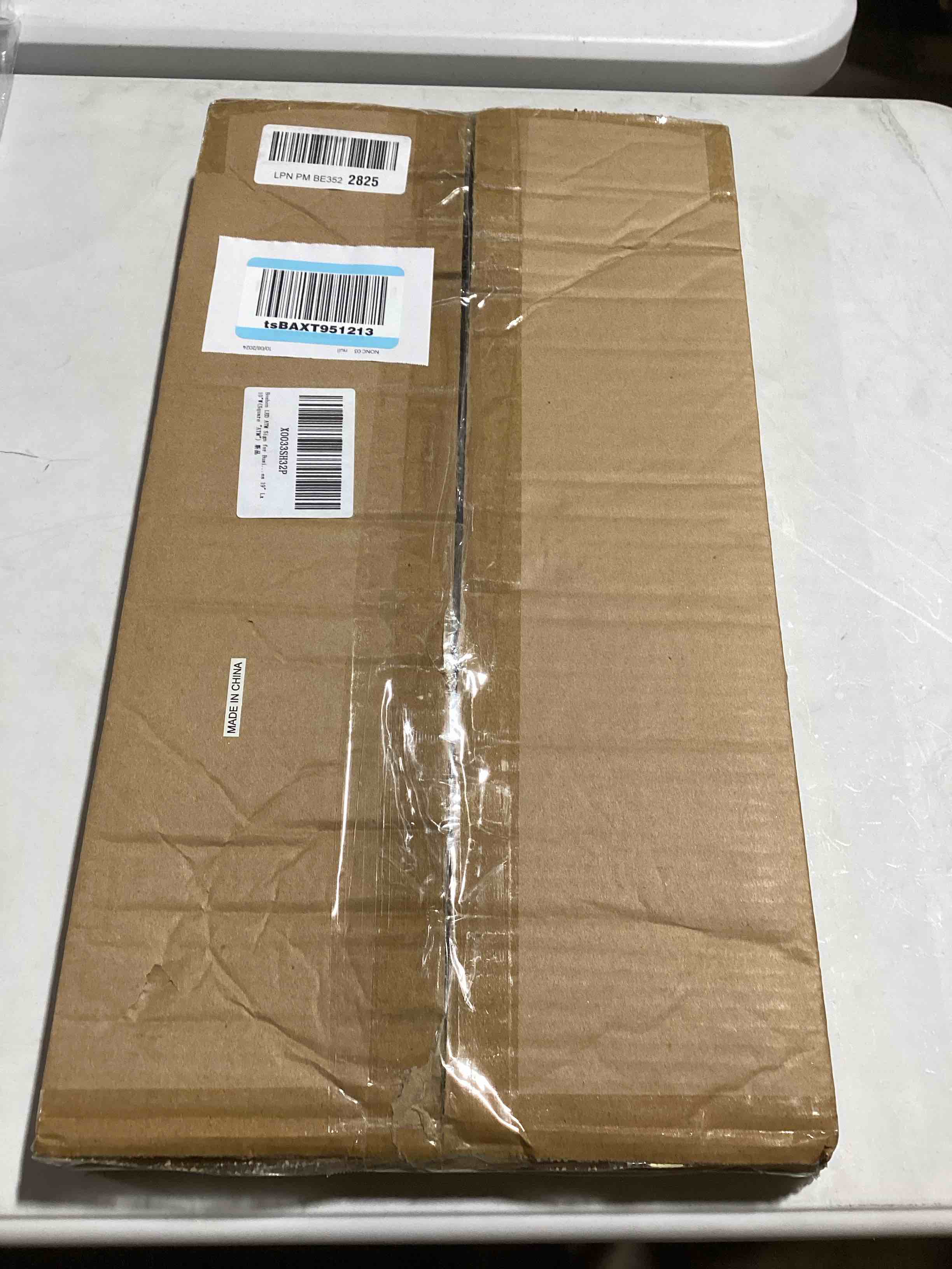 https://s3.amazonaws.com/lotting-images-prod/bidfta/TEA0457278_1729522144271.jpeg
