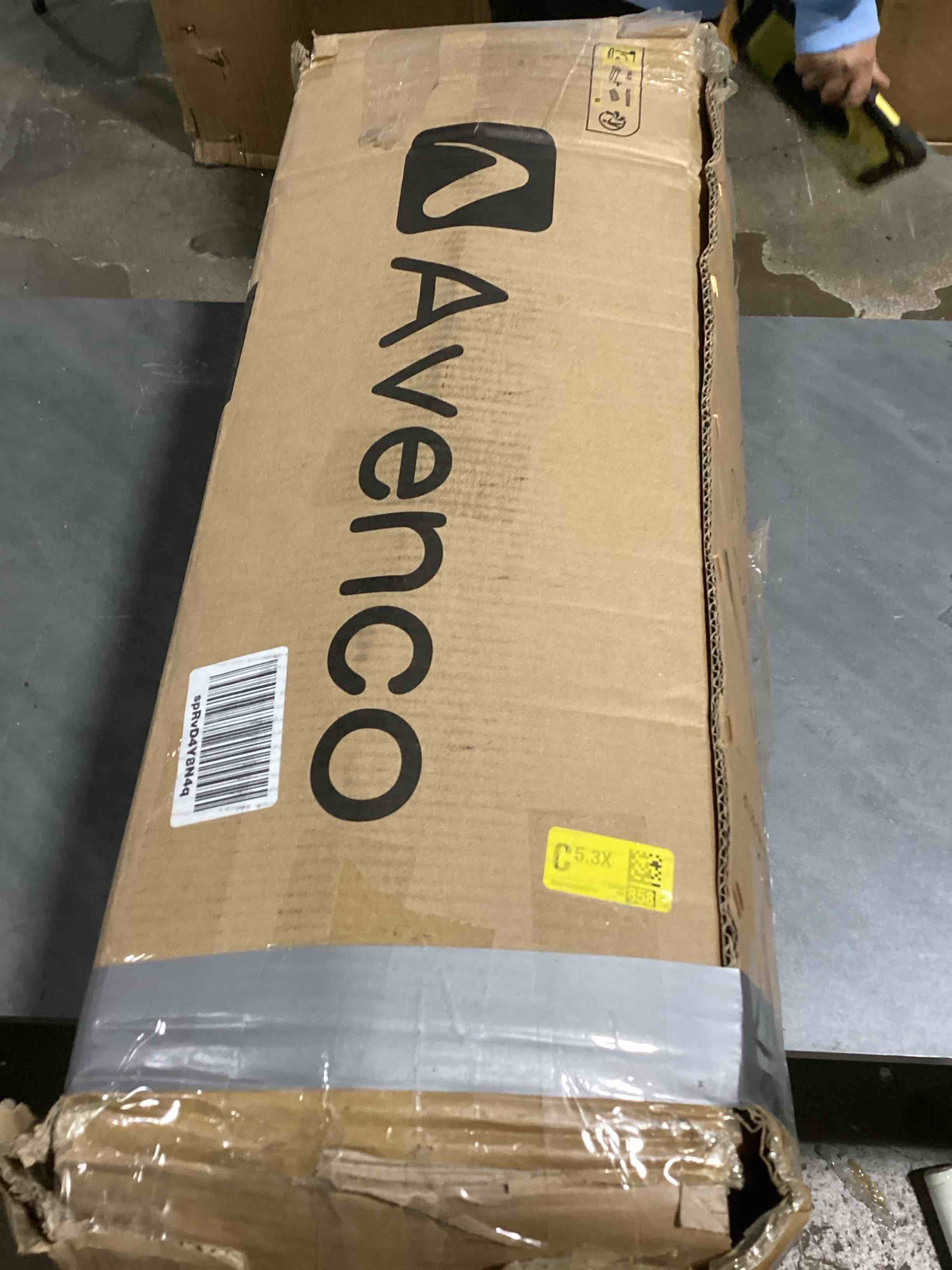 https://s3.amazonaws.com/lotting-images-prod/bidfta/TEA0457667_1729177265864.jpeg