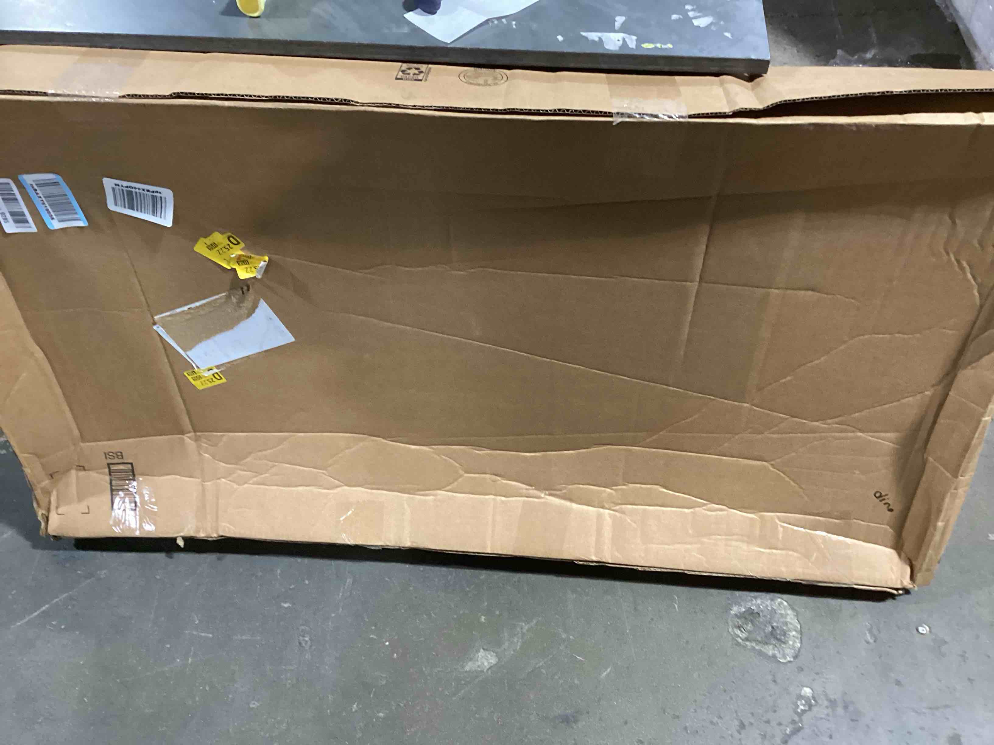 https://s3.amazonaws.com/lotting-images-prod/bidfta/TEA0457818_1729169803148.jpeg