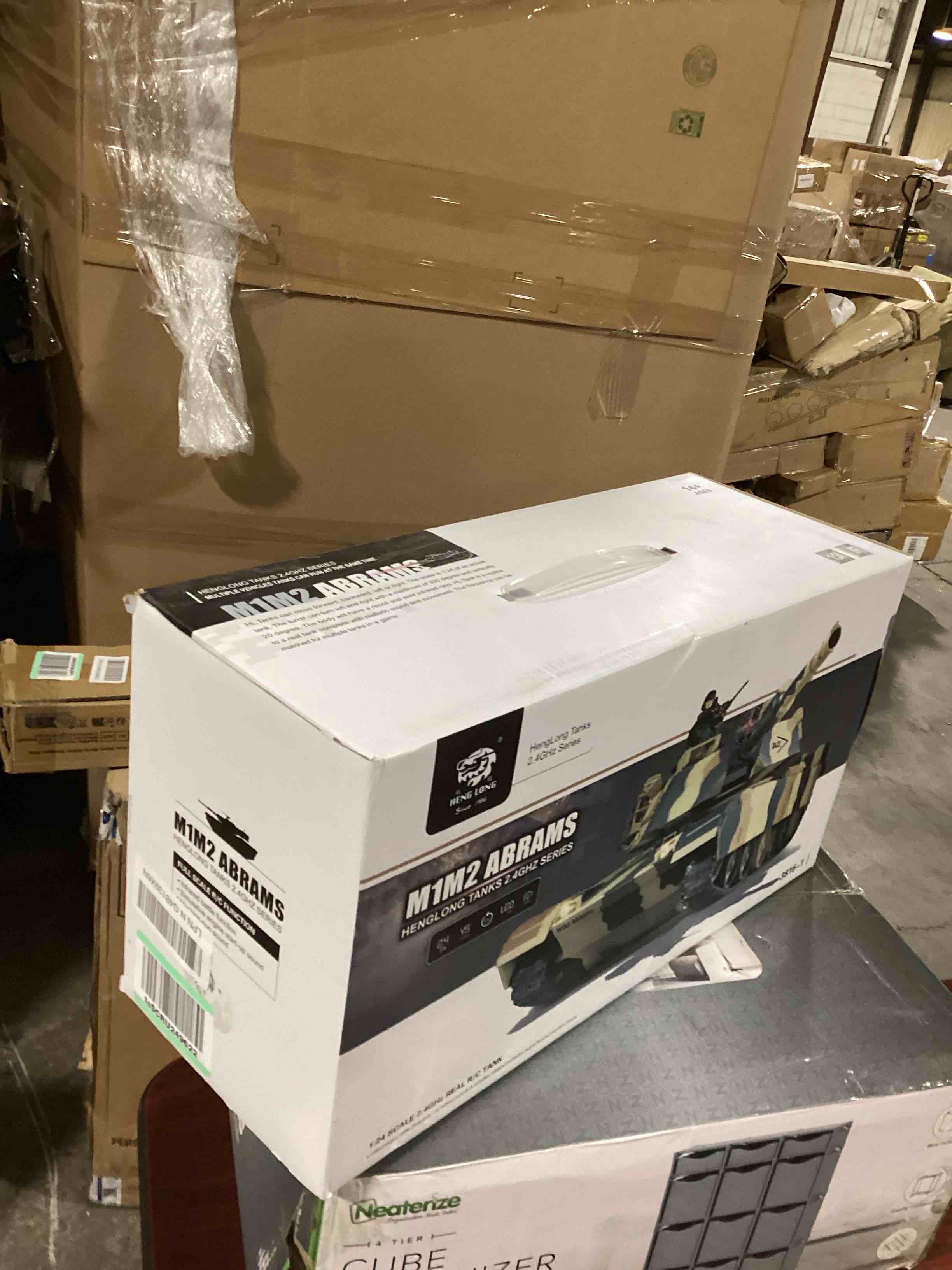 https://s3.amazonaws.com/lotting-images-prod/bidfta/TEA0458084_1729945186511.jpeg
