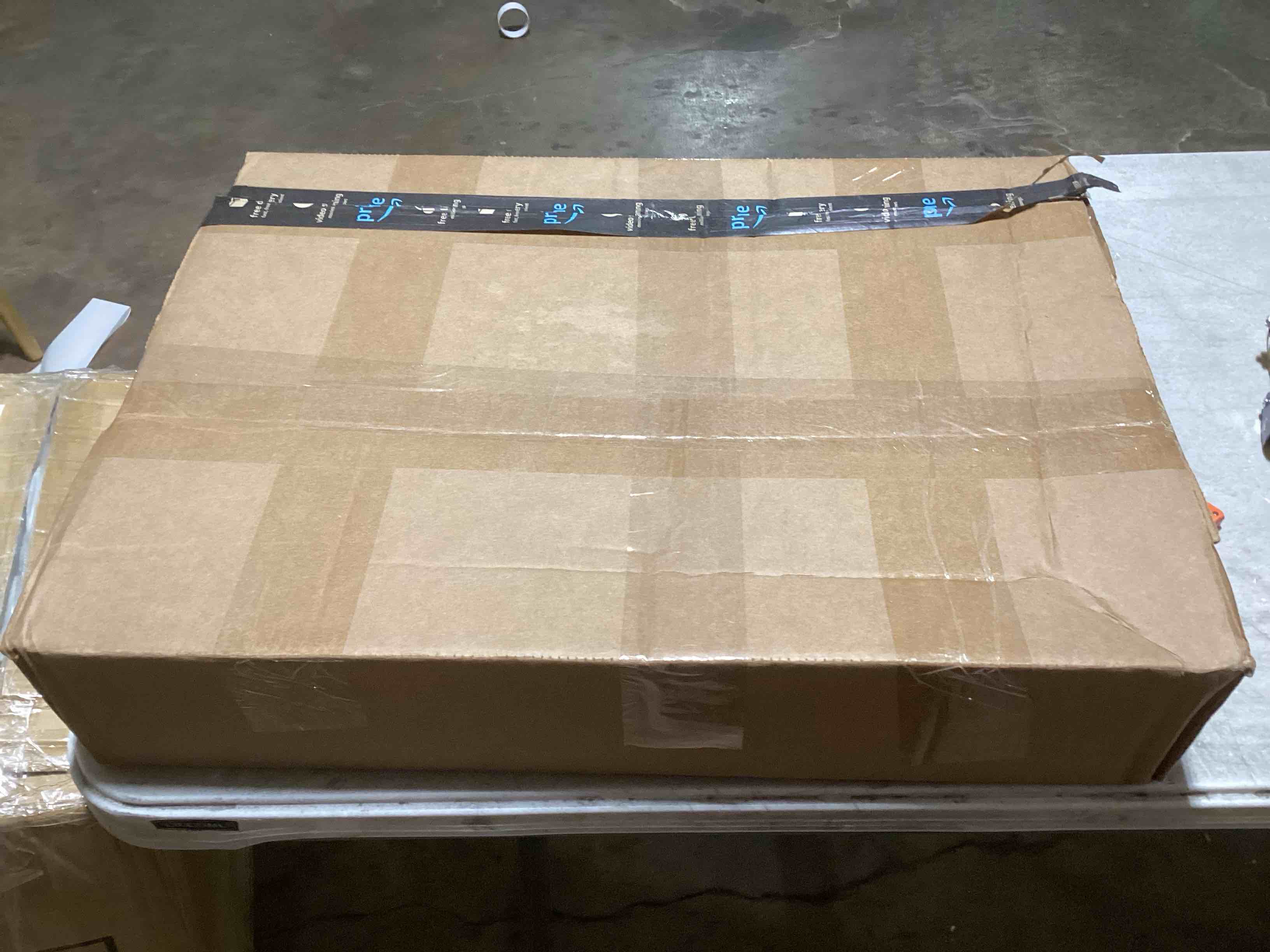 https://s3.amazonaws.com/lotting-images-prod/bidfta/TEA0458278_1729866256137.jpeg