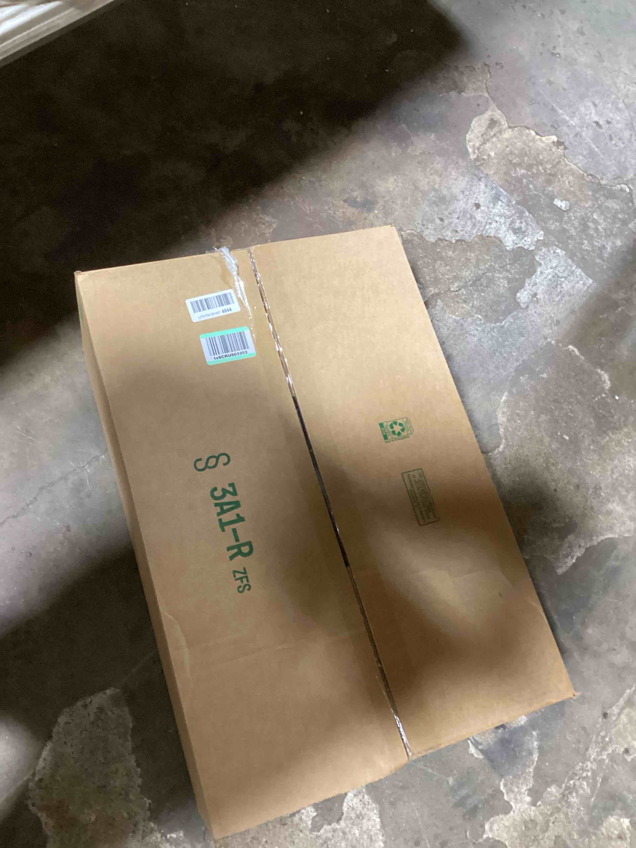 https://s3.amazonaws.com/lotting-images-prod/bidfta/TEA0458377_1729858983612.jpeg