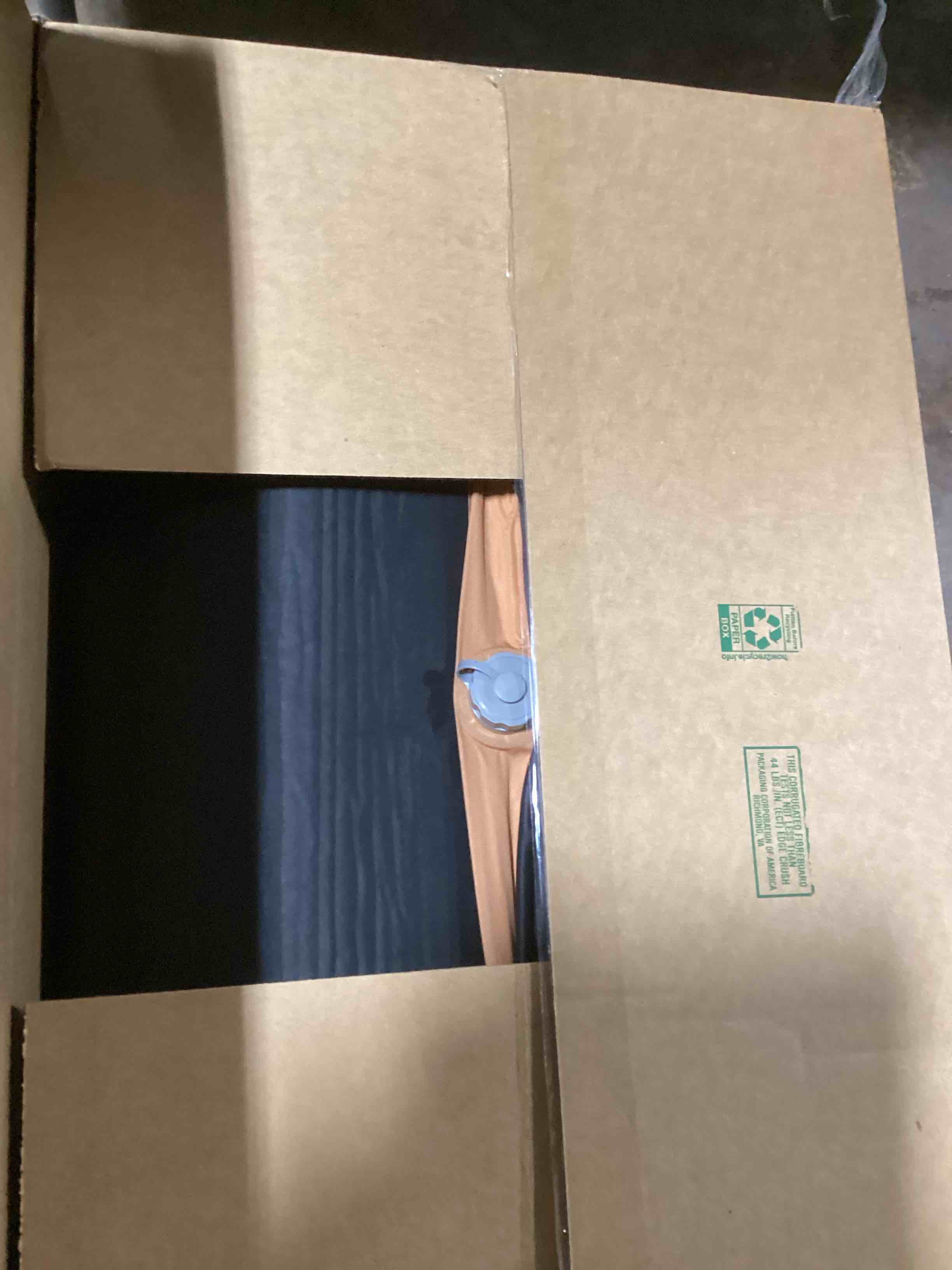 https://s3.amazonaws.com/lotting-images-prod/bidfta/TEA0458377_1729859020129.jpeg