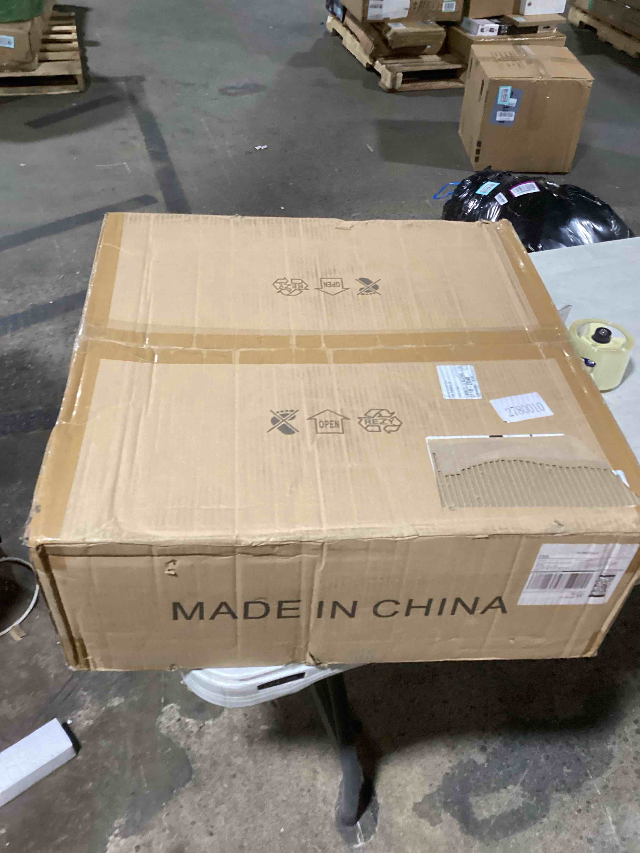 https://s3.amazonaws.com/lotting-images-prod/bidfta/TEA0458439_1729797838364.jpeg