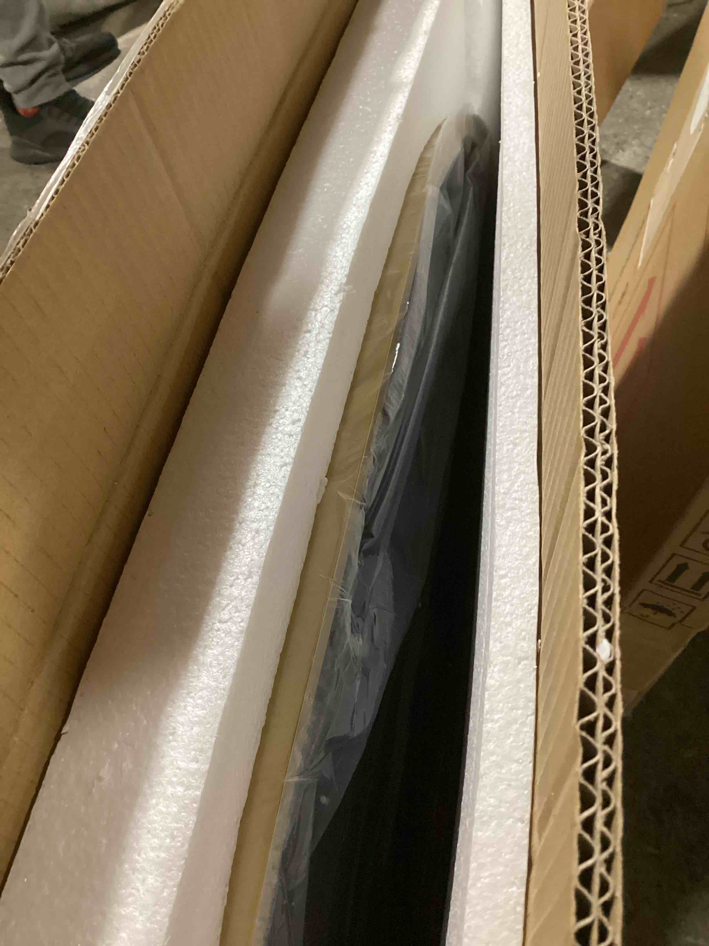 https://s3.amazonaws.com/lotting-images-prod/bidfta/TEA0458462_1729796723873.jpeg