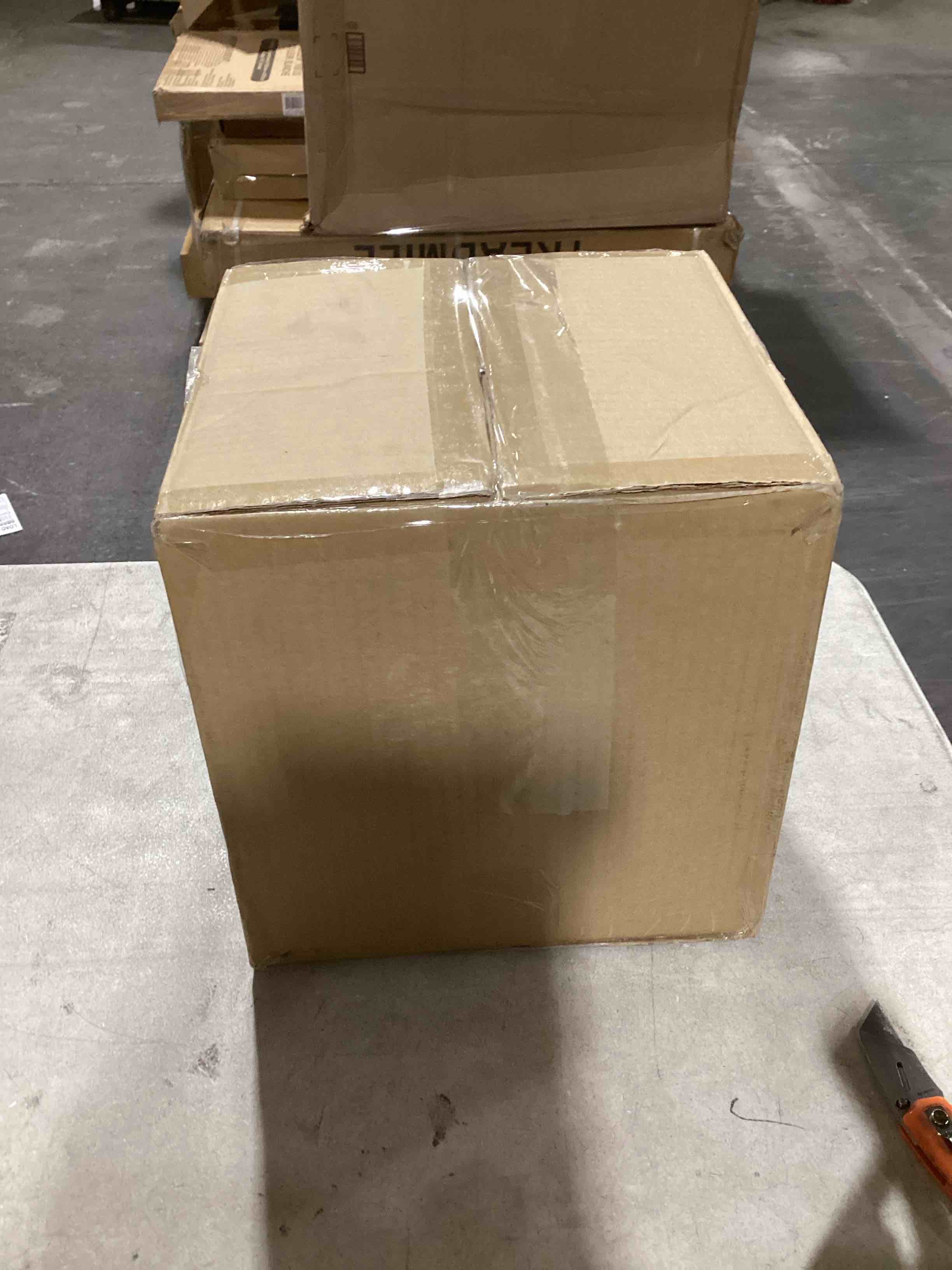 https://s3.amazonaws.com/lotting-images-prod/bidfta/TEA0458820_1729709260000.jpeg