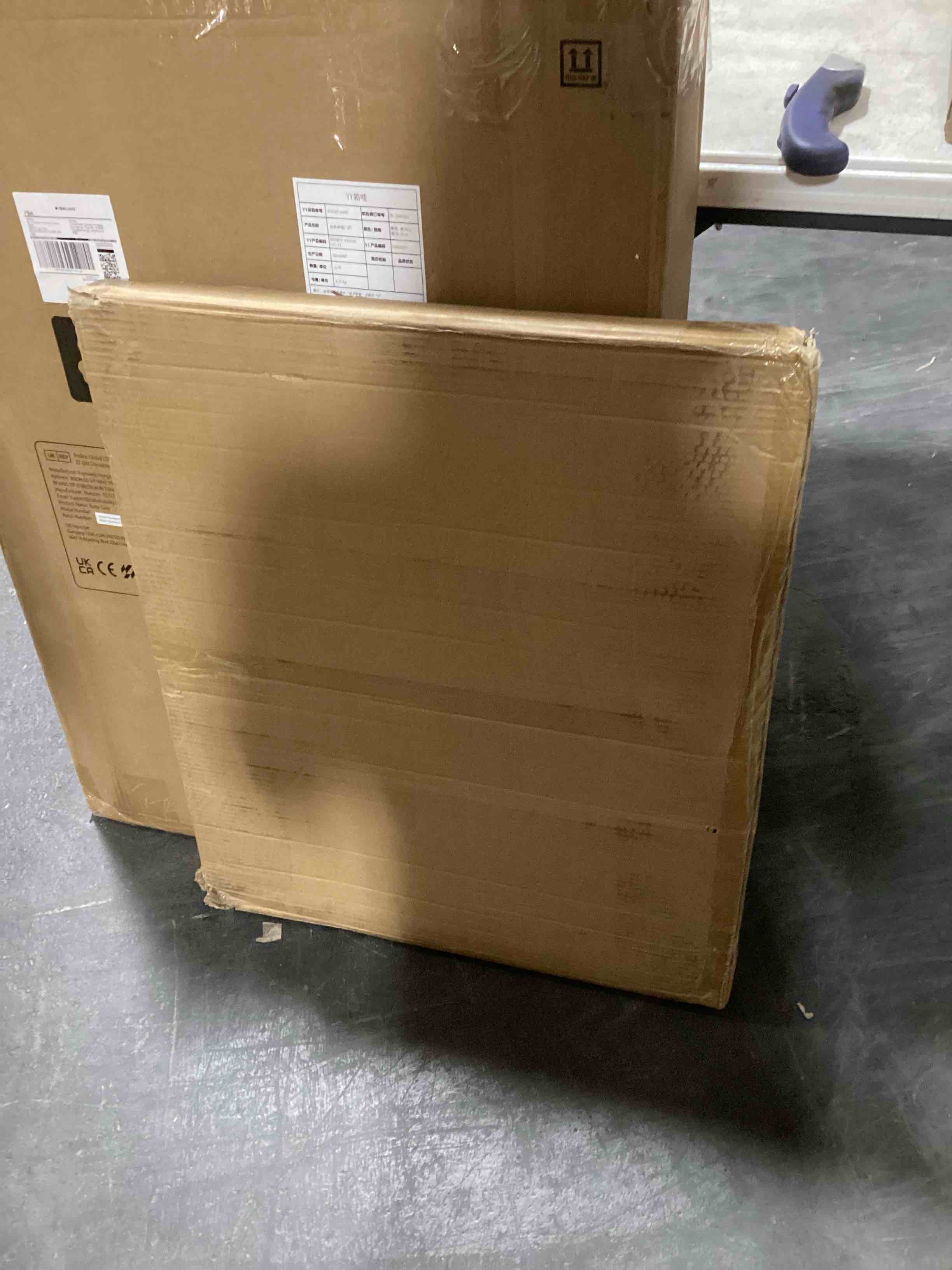 https://s3.amazonaws.com/lotting-images-prod/bidfta/TEA0459033_1729685001358.jpeg