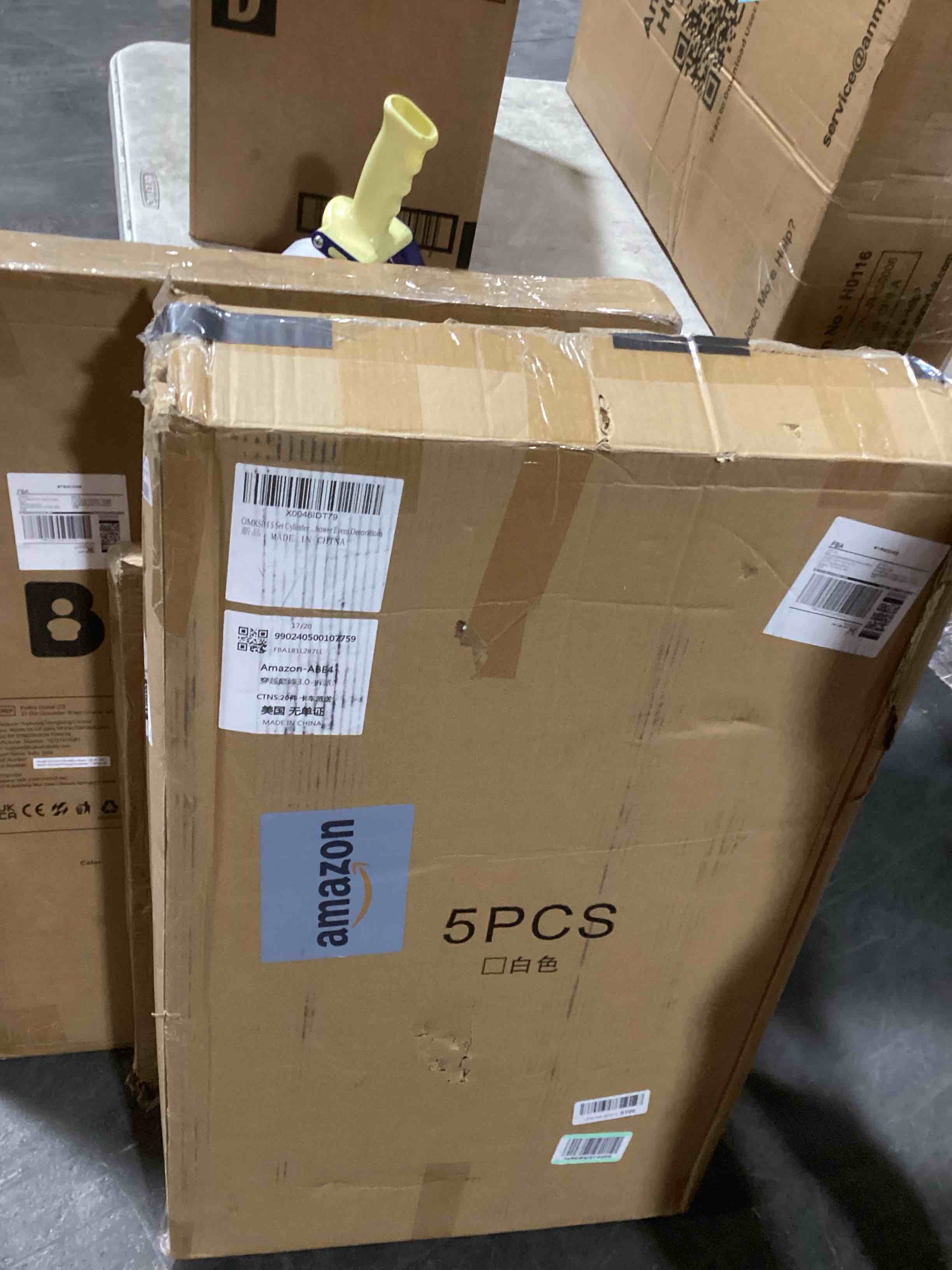 https://s3.amazonaws.com/lotting-images-prod/bidfta/TEA0459035_1729684715430.jpeg