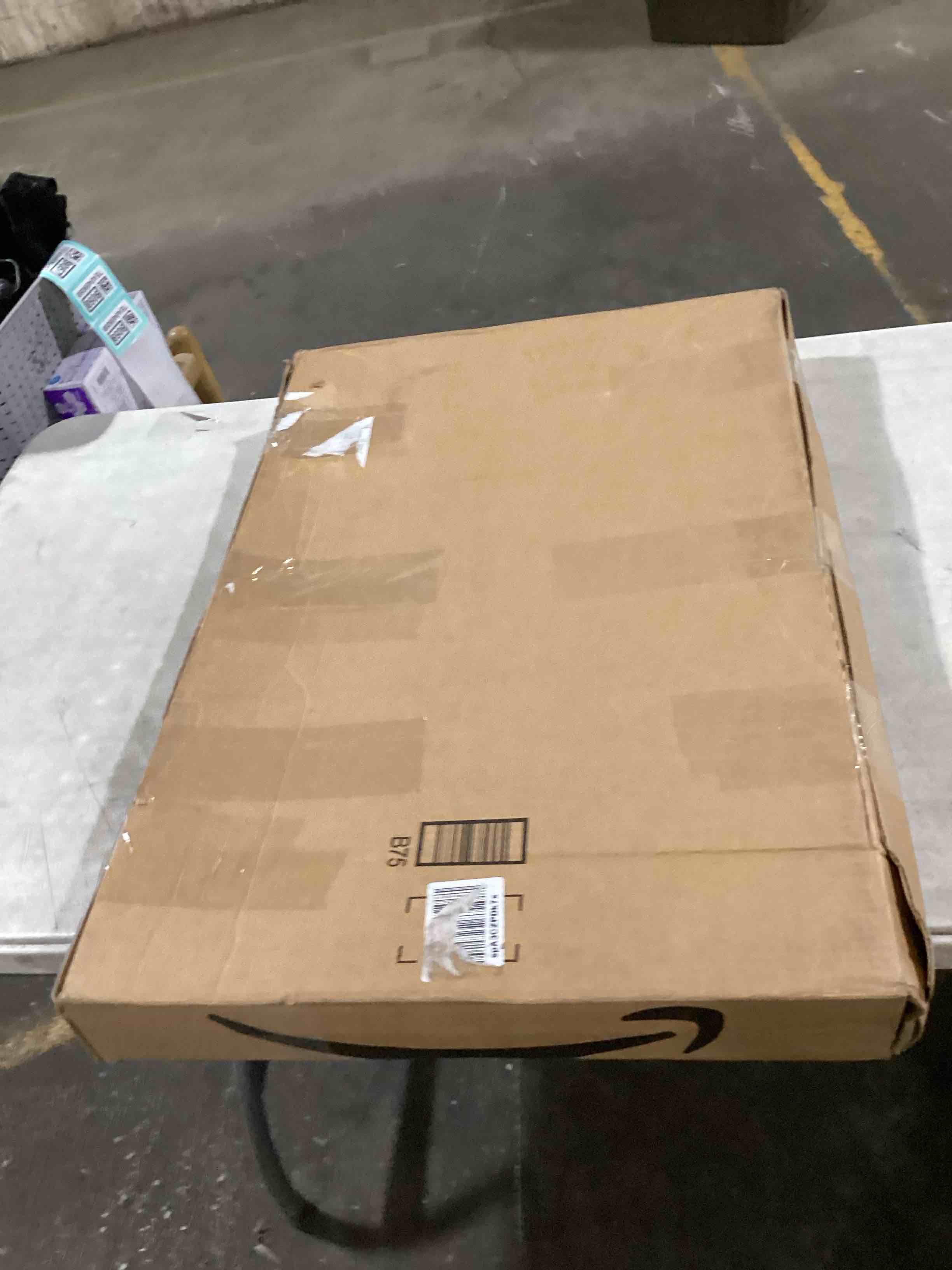 https://s3.amazonaws.com/lotting-images-prod/bidfta/TEA0459059_1729624315223.jpeg
