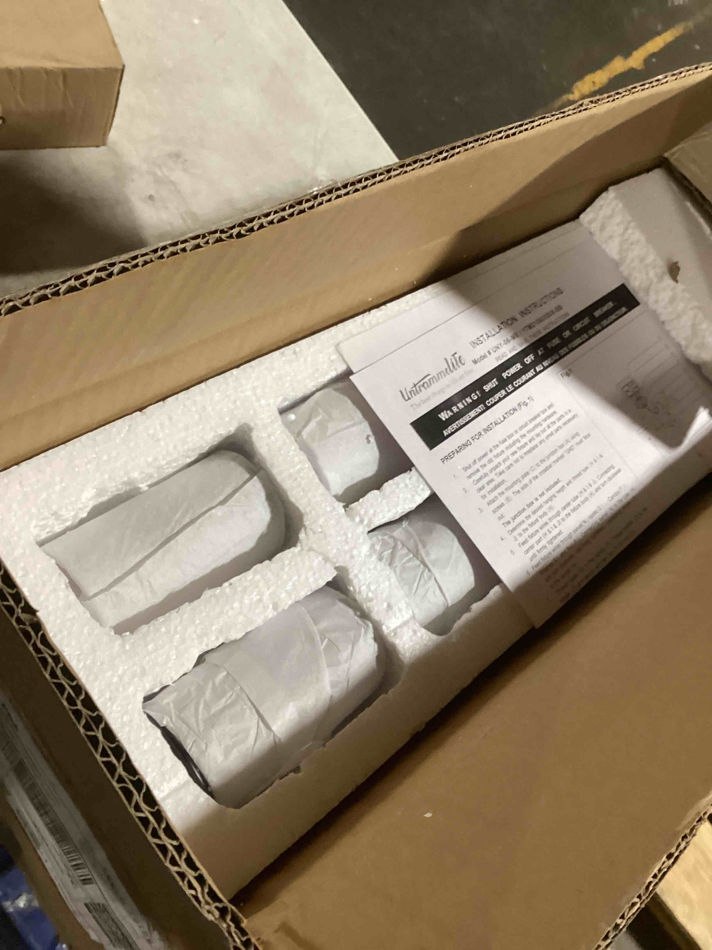 https://s3.amazonaws.com/lotting-images-prod/bidfta/TEA0459085_1729621598447.jpeg