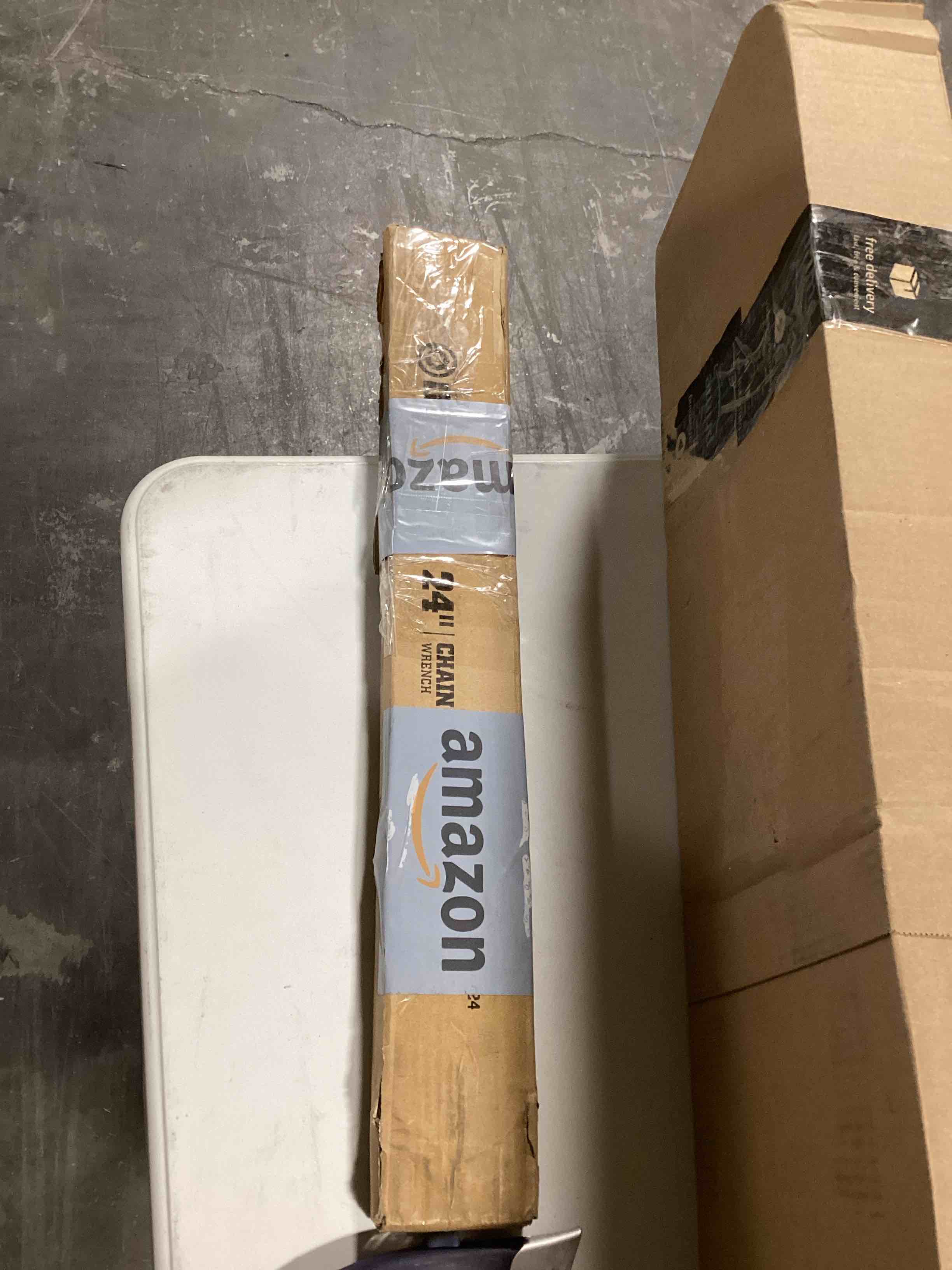 https://s3.amazonaws.com/lotting-images-prod/bidfta/TEA0459908_1729099155586.jpeg