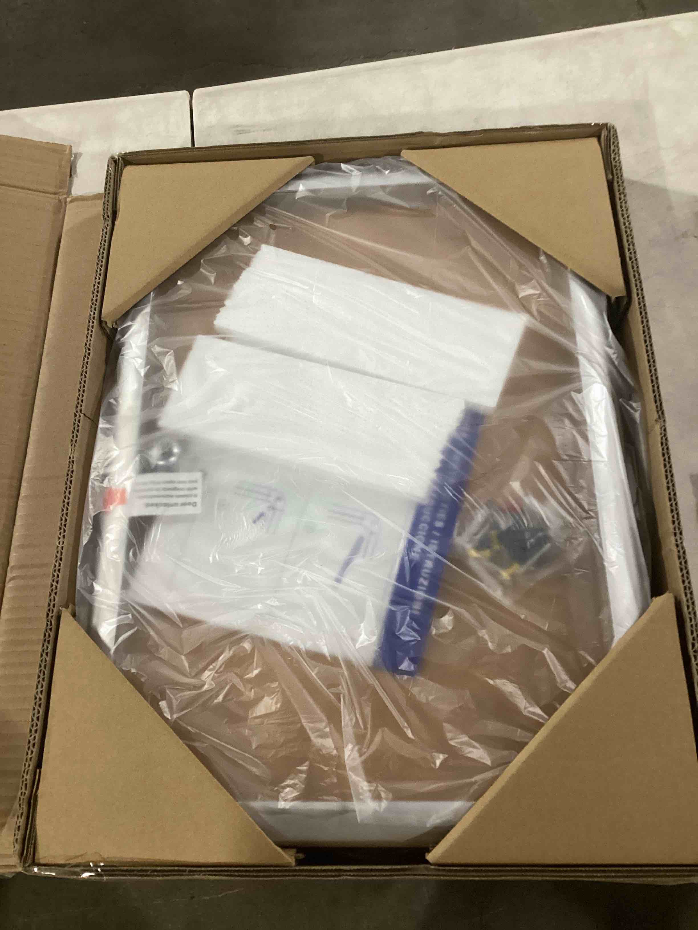 https://s3.amazonaws.com/lotting-images-prod/bidfta/TEA0460574_1730471326003.jpeg